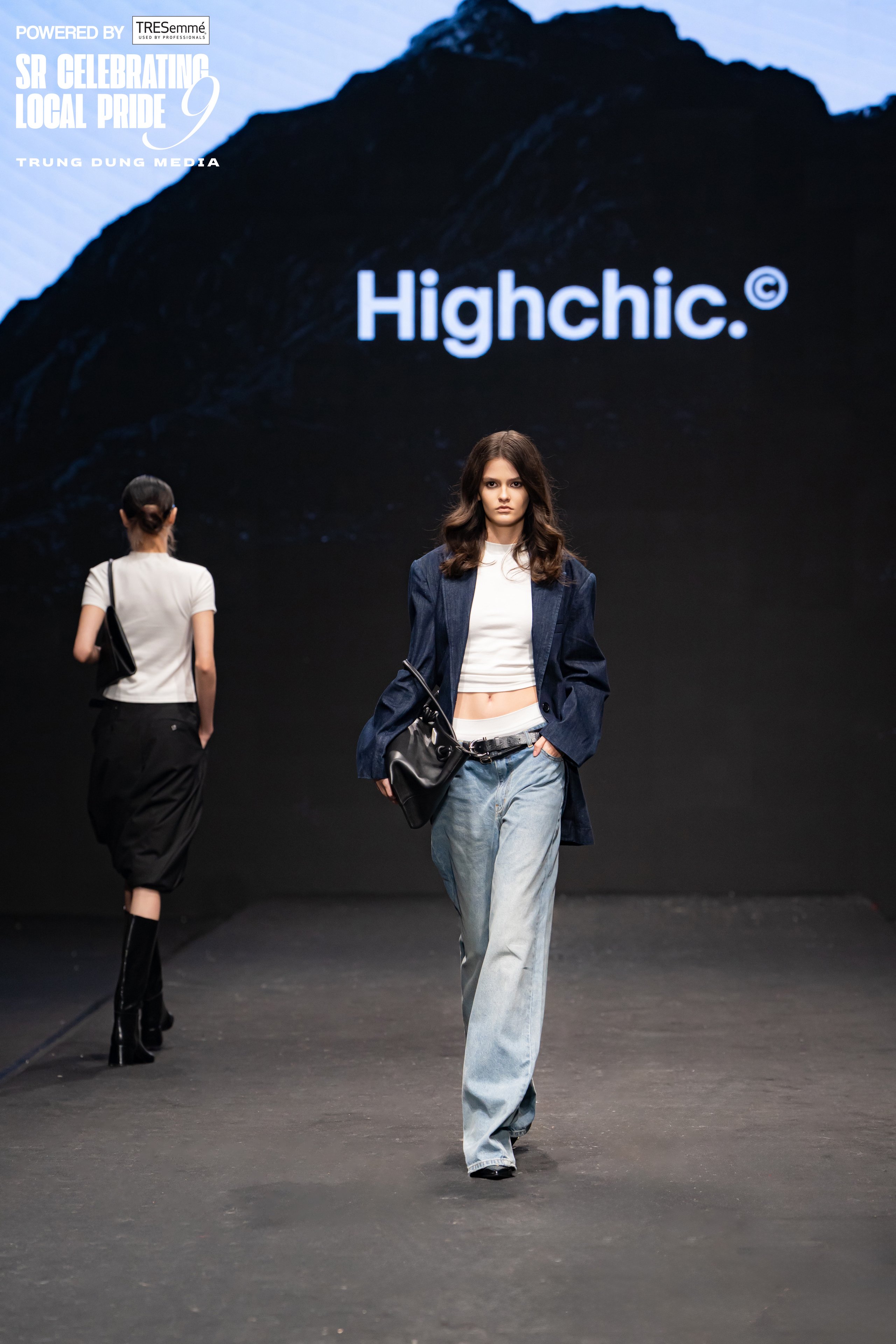 Click to edit image Hinh anh 4 xu hướng quốc tế được Local Brands lăng xê tại đường băng SR Celebrating Local Pride 9 24