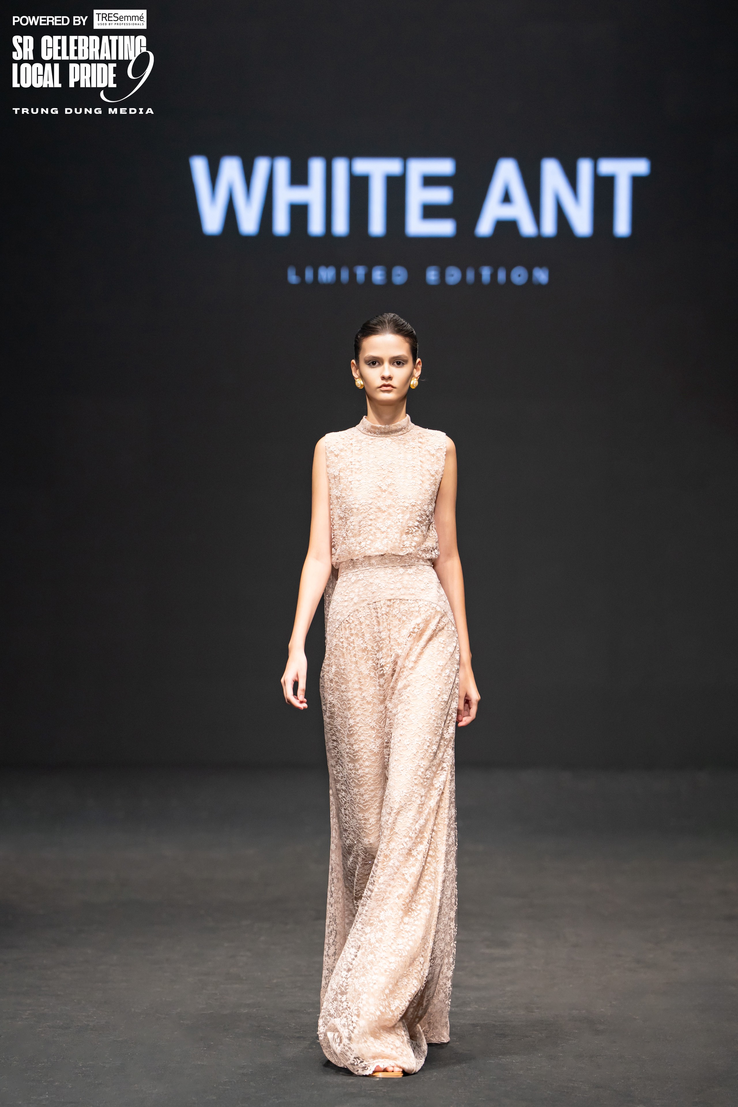 Click to edit image Hinh anh 4 xu hướng quốc tế được Local Brands lăng xê tại đường băng SR Celebrating Local Pride 9 19