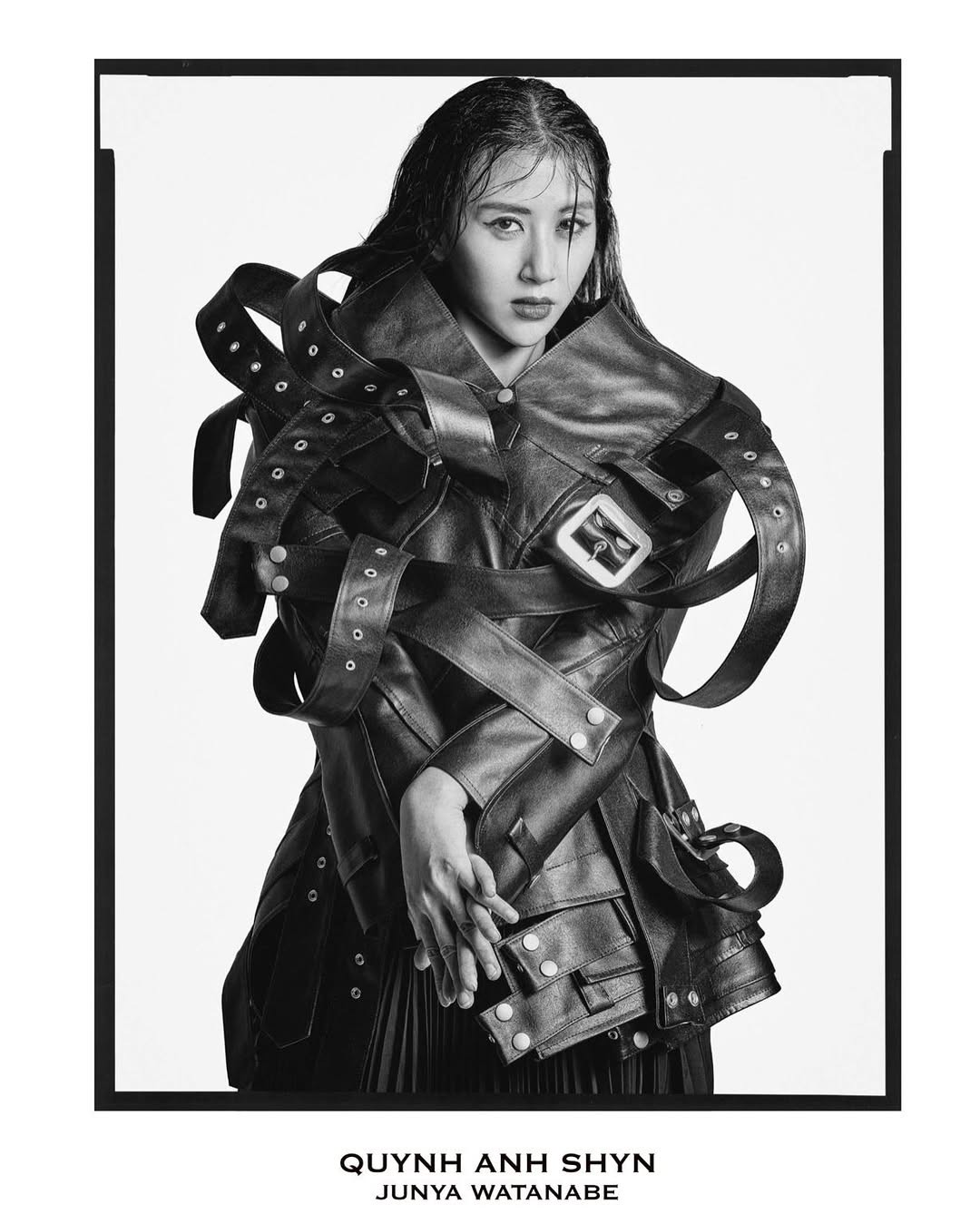 Click to edit image Hinh anh Hơn 100 năm avant-garde thách thức thời trang và thâm nhập vào đại chúng 24