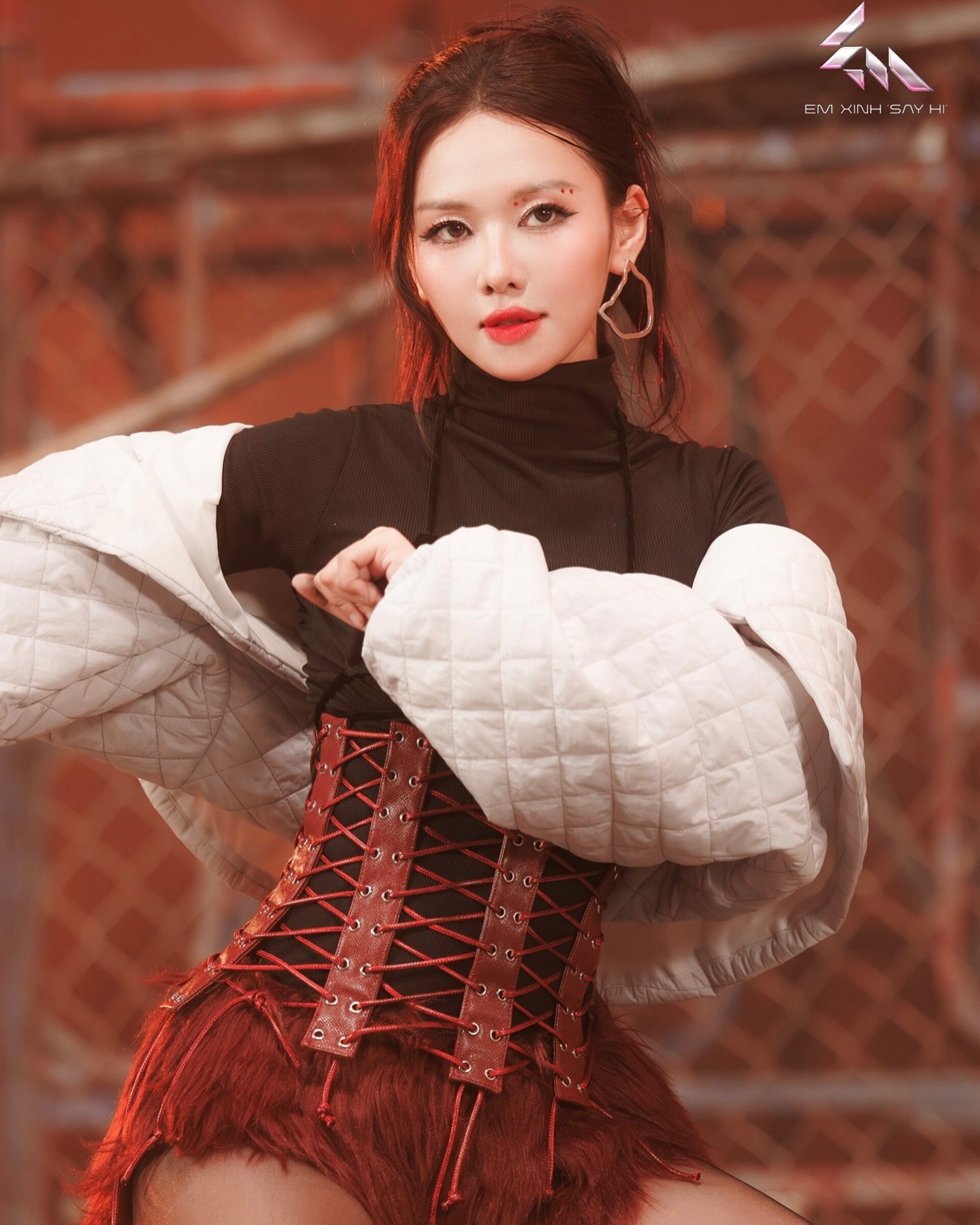 Hinh anh Khí chất thời trang của 6 tân binh “Em Xinh Say Hi” 2