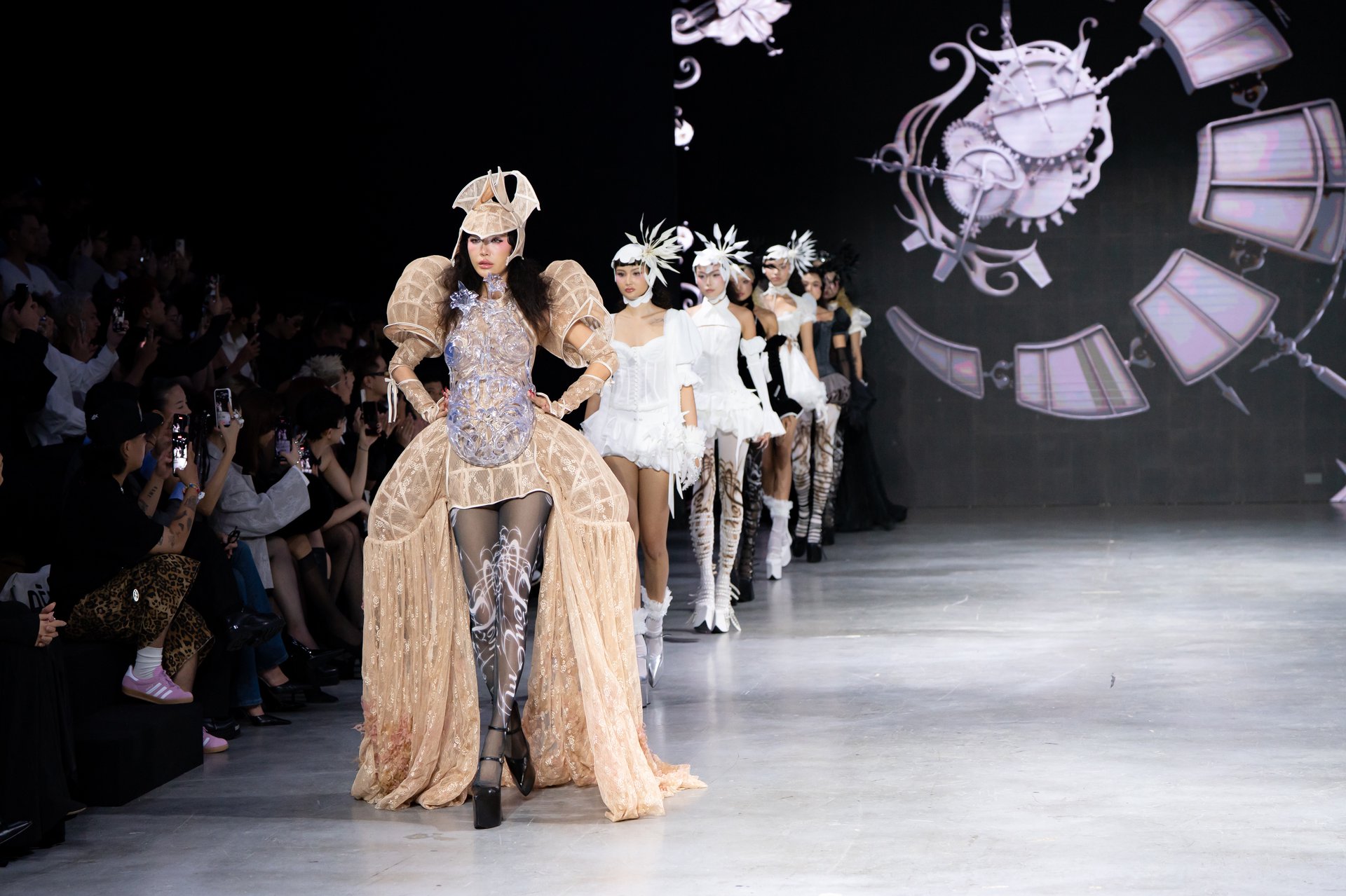 Hinh anh DEPA Fashion Show 2025: Cuộc đối thoại bản sắc của thế hệ sáng tạo mới 5