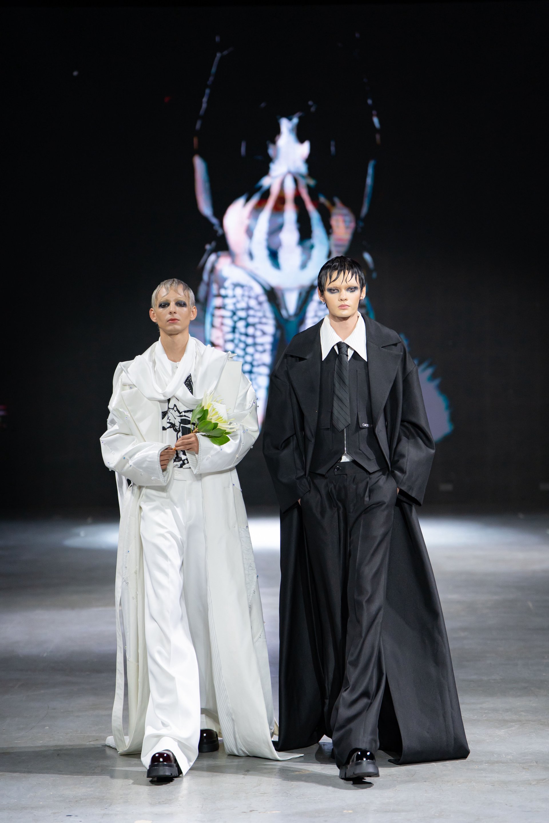Hinh anh DEPA Fashion Show 2025: Cuộc đối thoại bản sắc của thế hệ sáng tạo mới 11