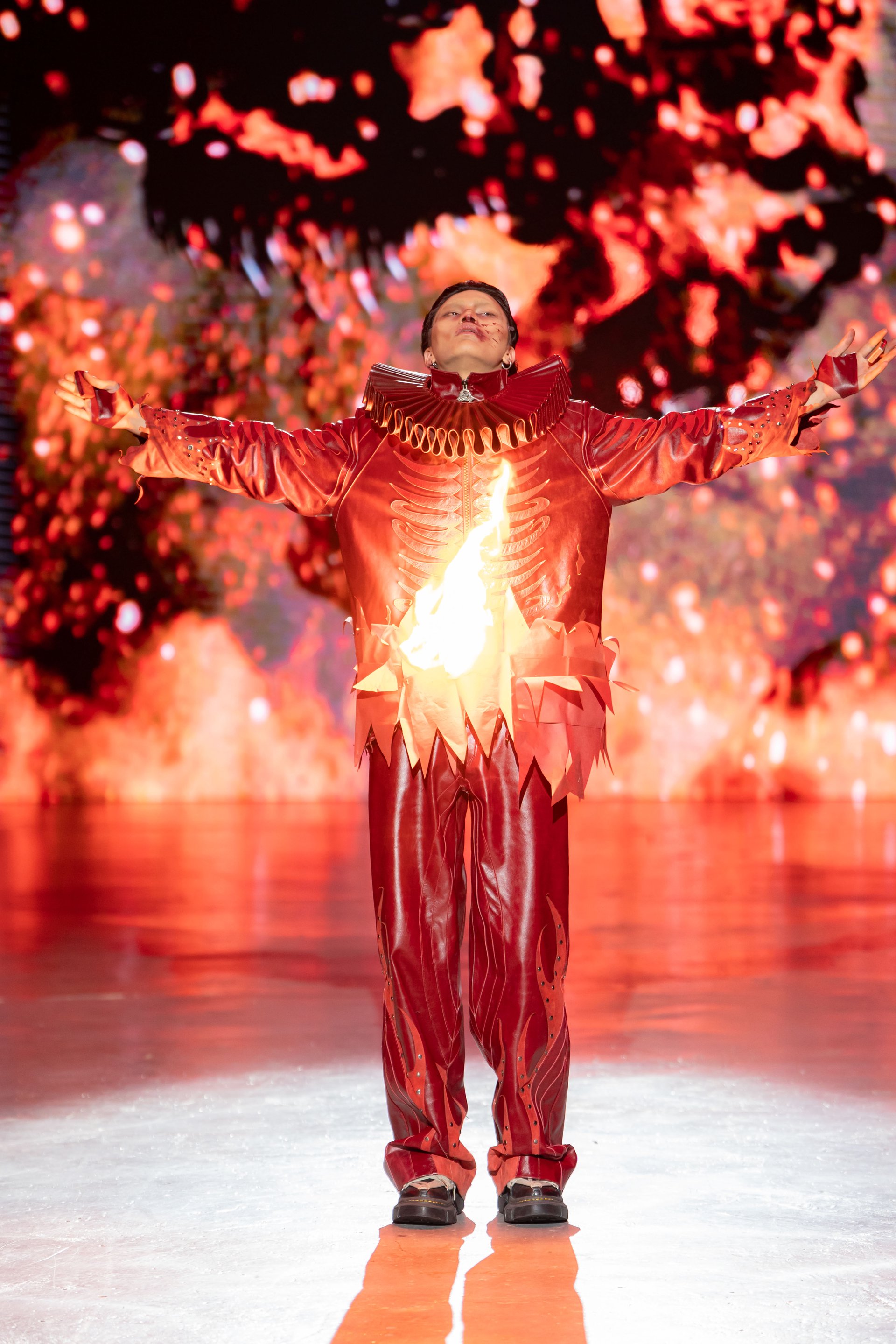 Hinh anh DEPA Fashion Show 2025: Cuộc đối thoại bản sắc của thế hệ sáng tạo mới 29