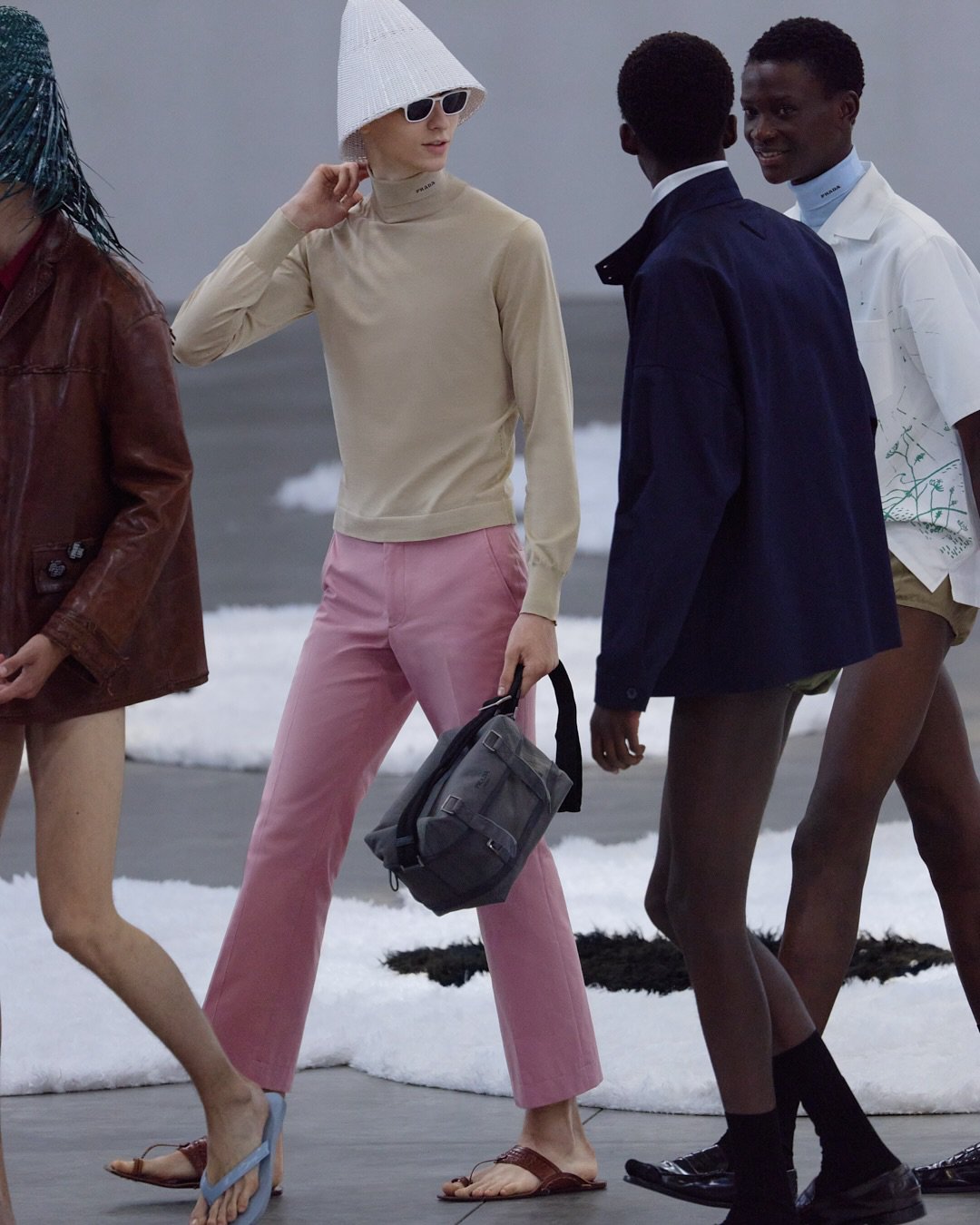 Hinh anh Prada Spring 2026 Menswear: Trở lại với bản năng dịu dàng 4