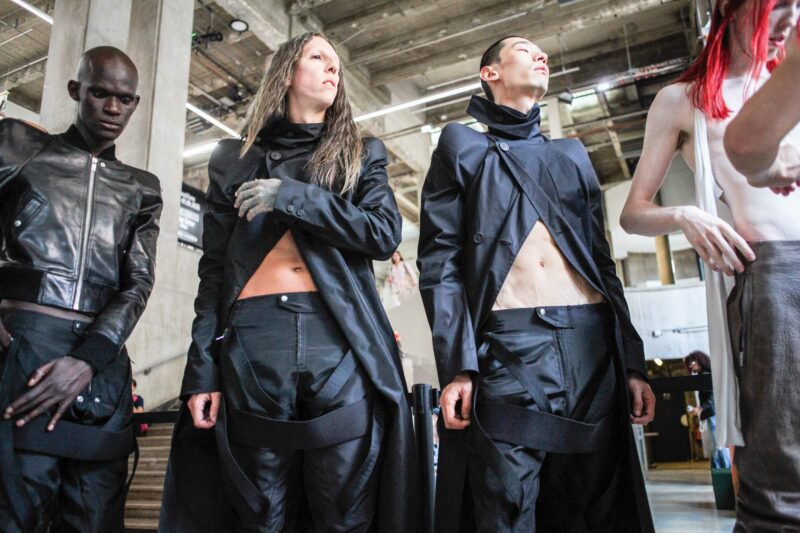Hinh anh Rick Owens SS26: Có điều gì sau một đền đài "tàn khốc"? 6
