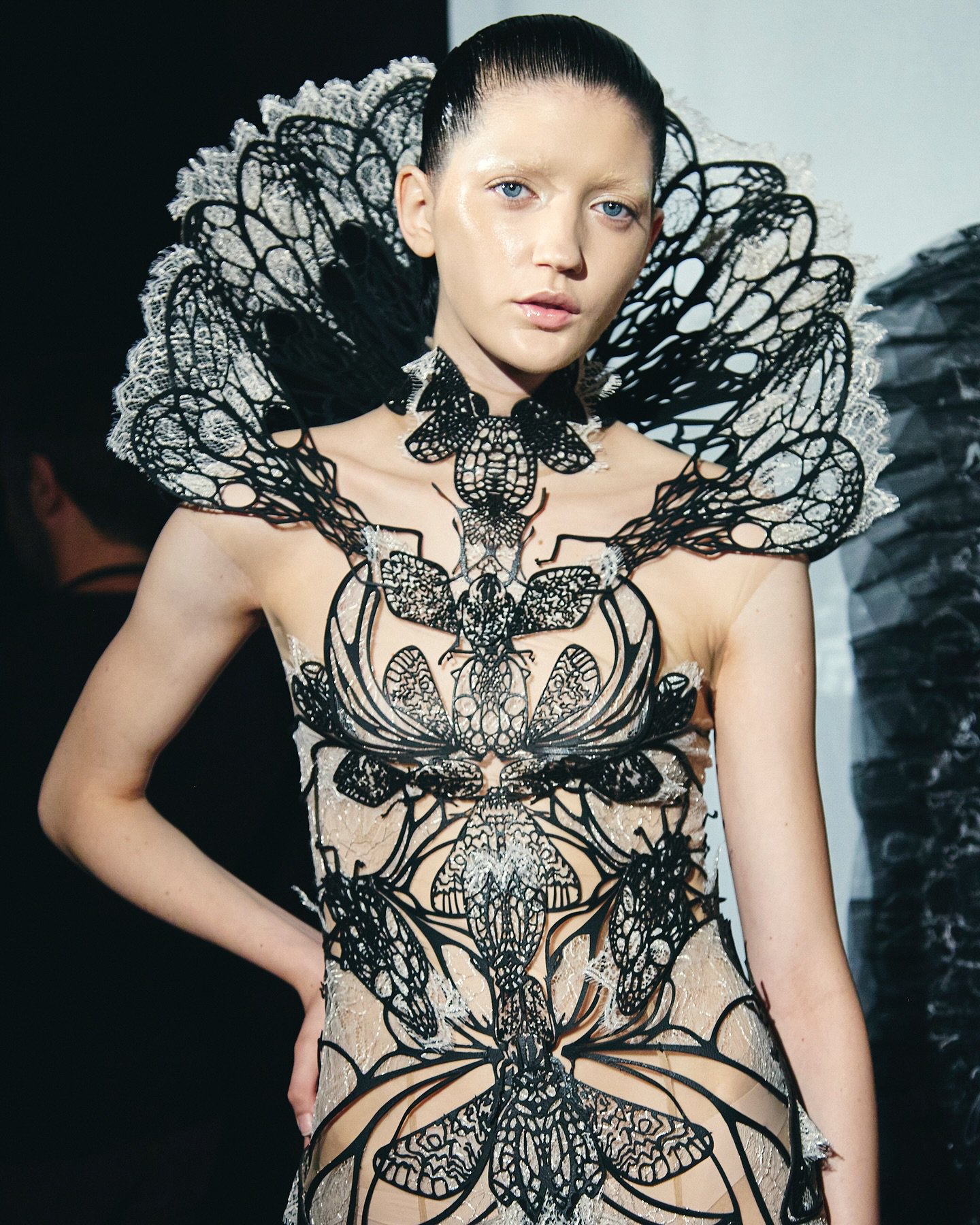 Hinh anh “Update” những xu hướng làm đẹp tại Paris Couture 2025/2026 8