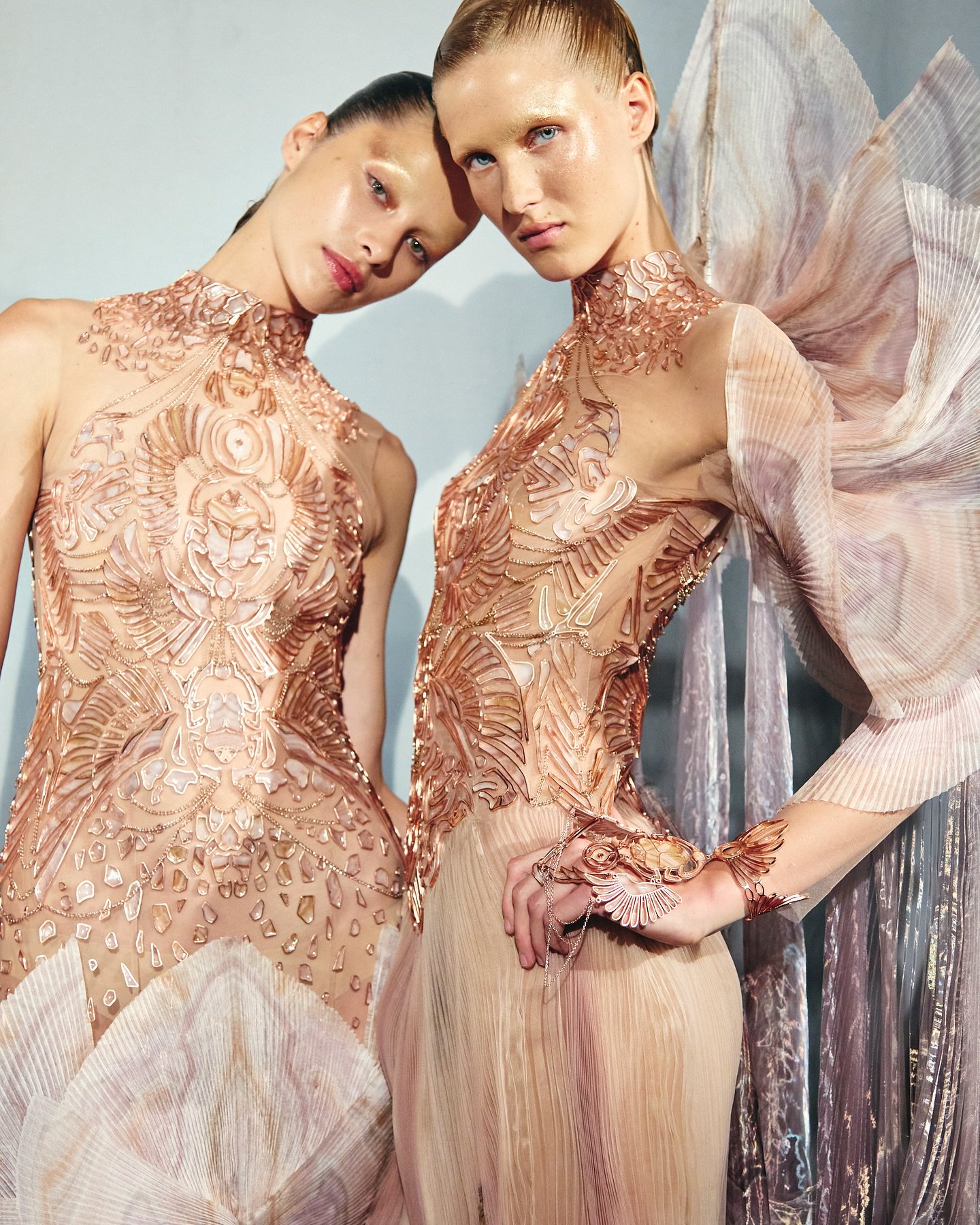 Hinh anh “Update” những xu hướng làm đẹp tại Paris Couture 2025/2026 7