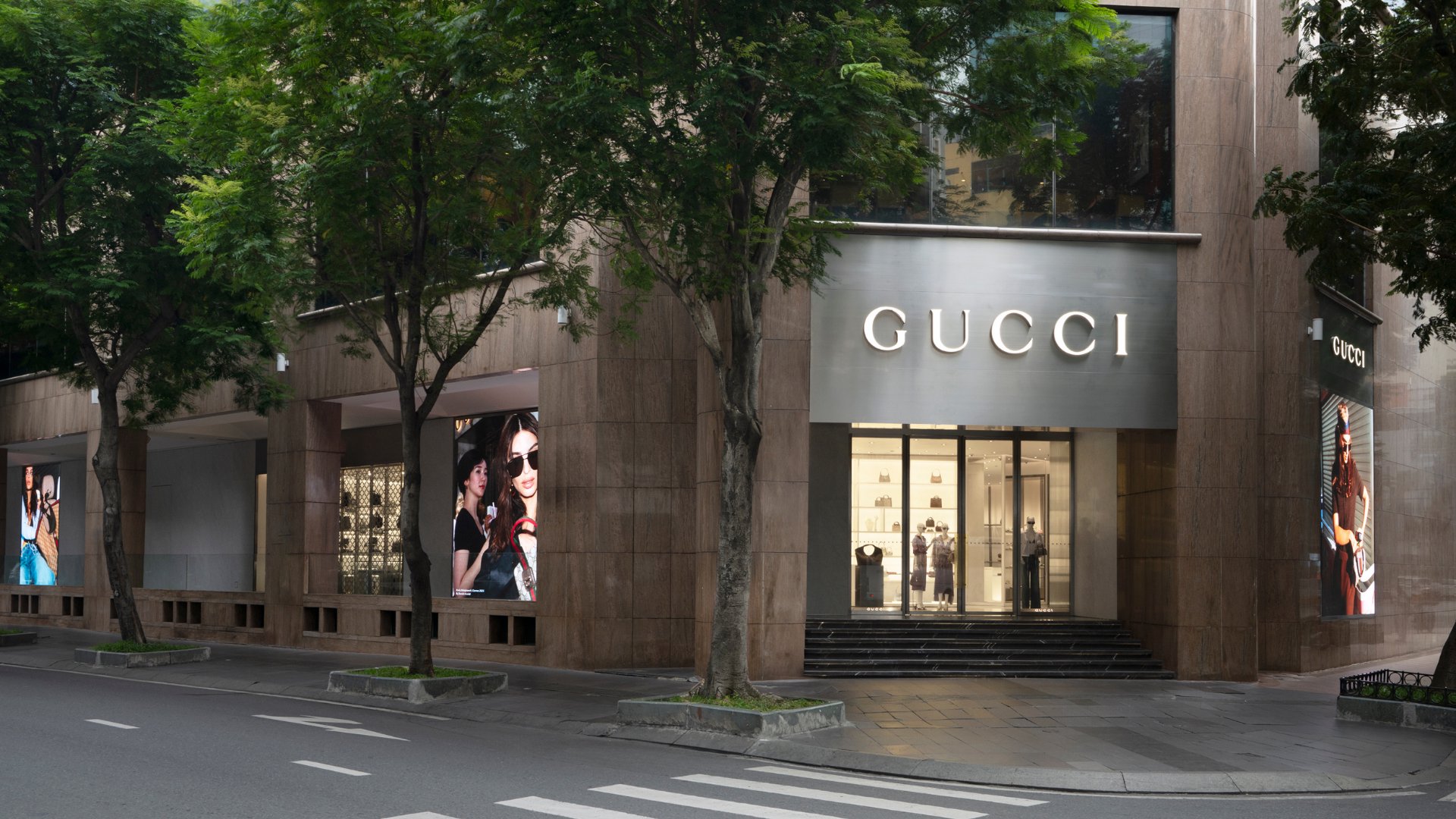Gucci khai trương không gian boutique đậm chất Ý tại TP.HCM