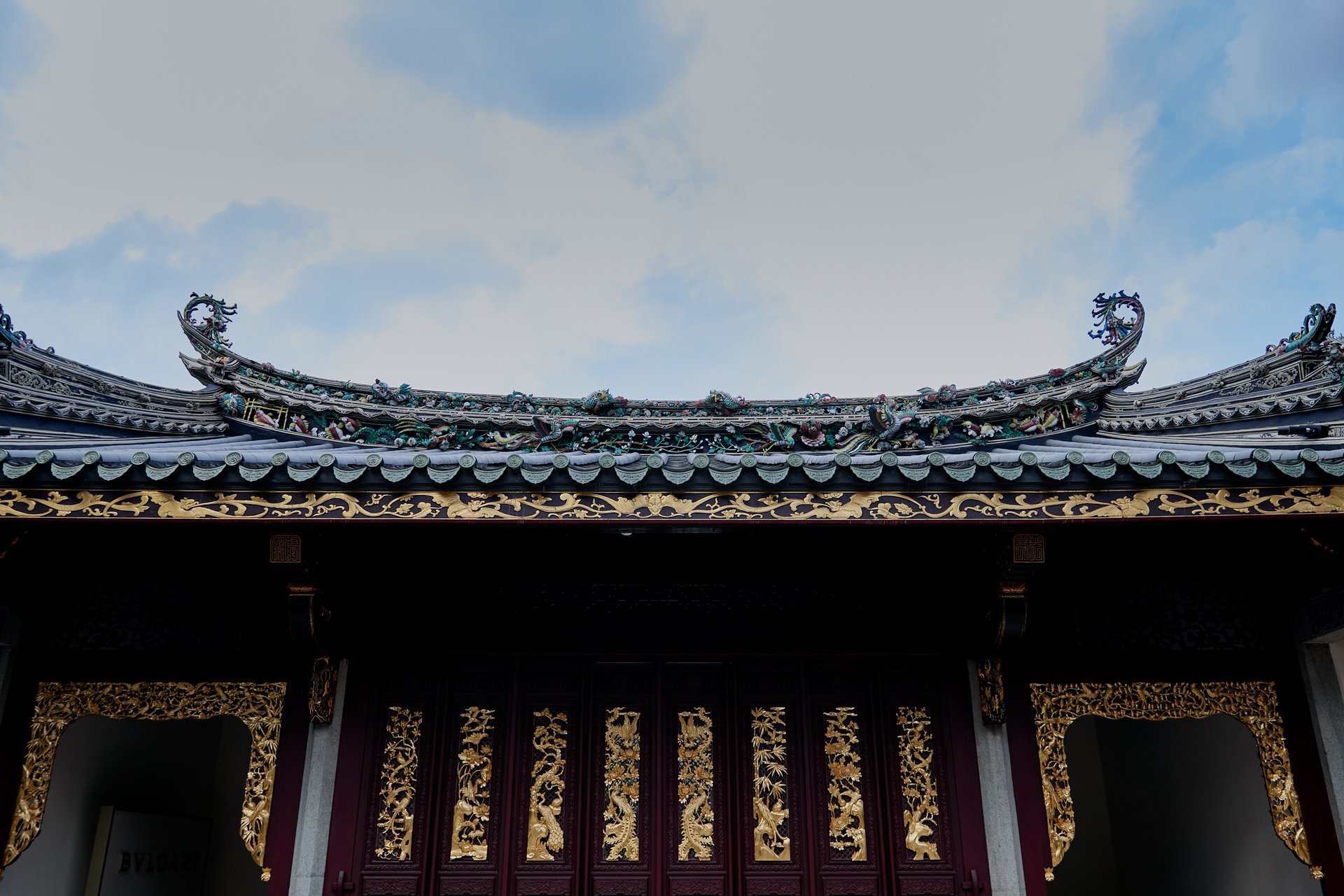 Hinh anh Chi Pu và sắc hồng Polychroma: Khi đá quý trở thành ngôn ngữ của bản sắc 1