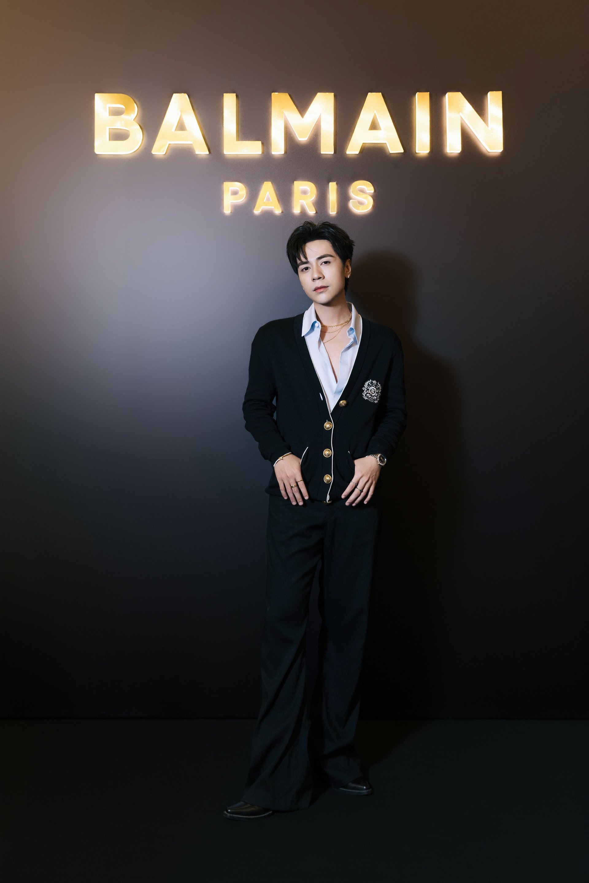 Hinh anh From Paris to Vietnam: Chạm ngõ di sản kinh đô ánh sáng với Balmain 5