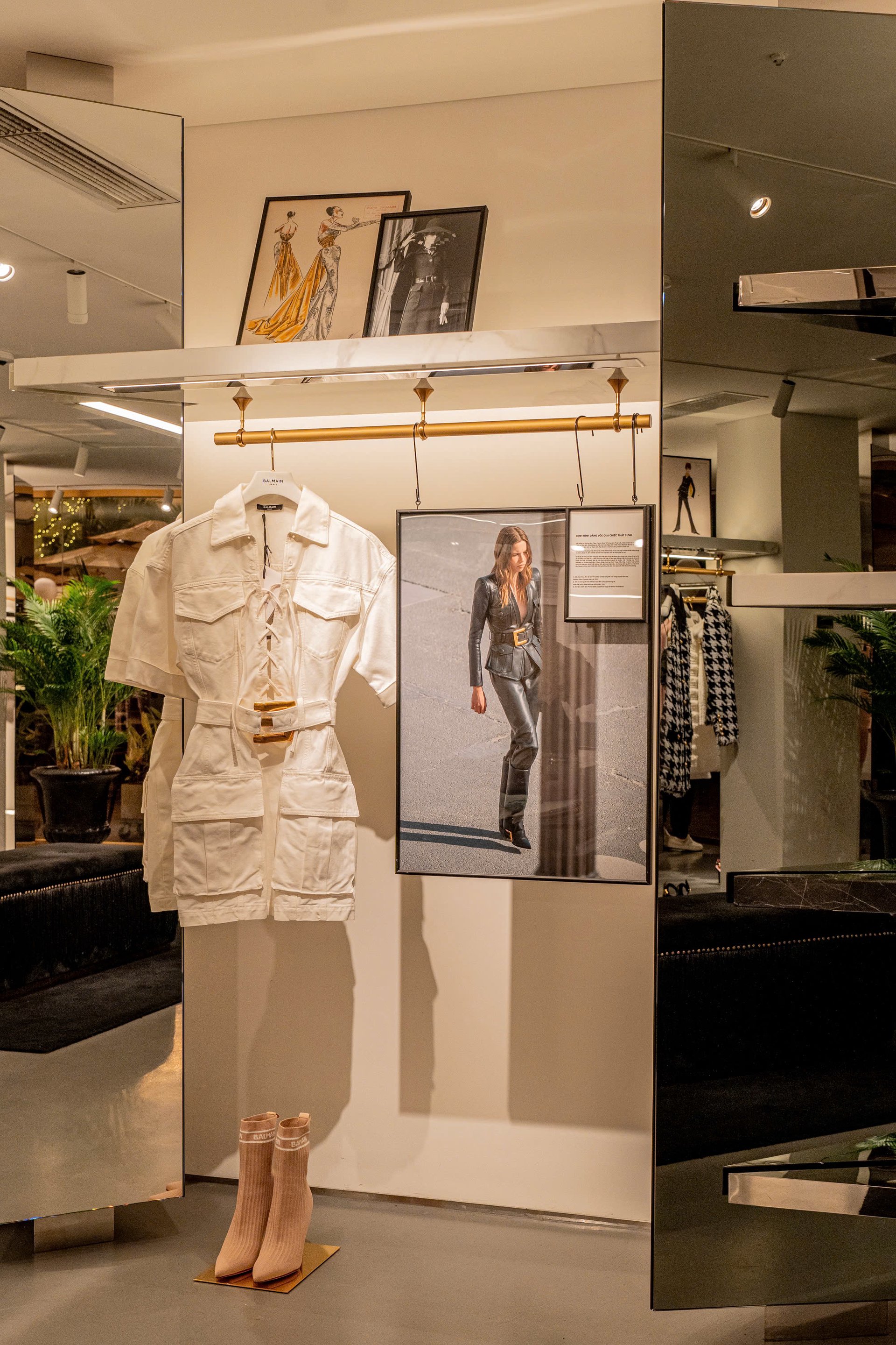 Hinh anh From Paris to Vietnam: Chạm ngõ di sản kinh đô ánh sáng với Balmain 15