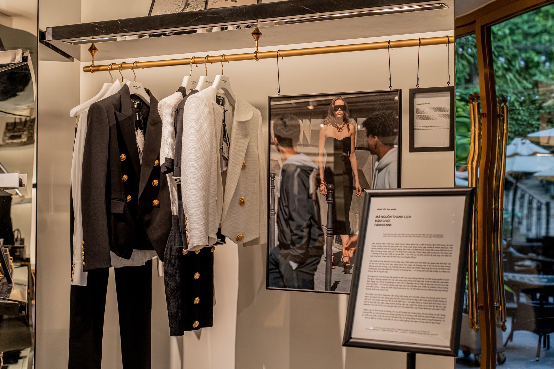 Hinh anh From Paris to Vietnam: Chạm ngõ di sản kinh đô ánh sáng với Balmain 12