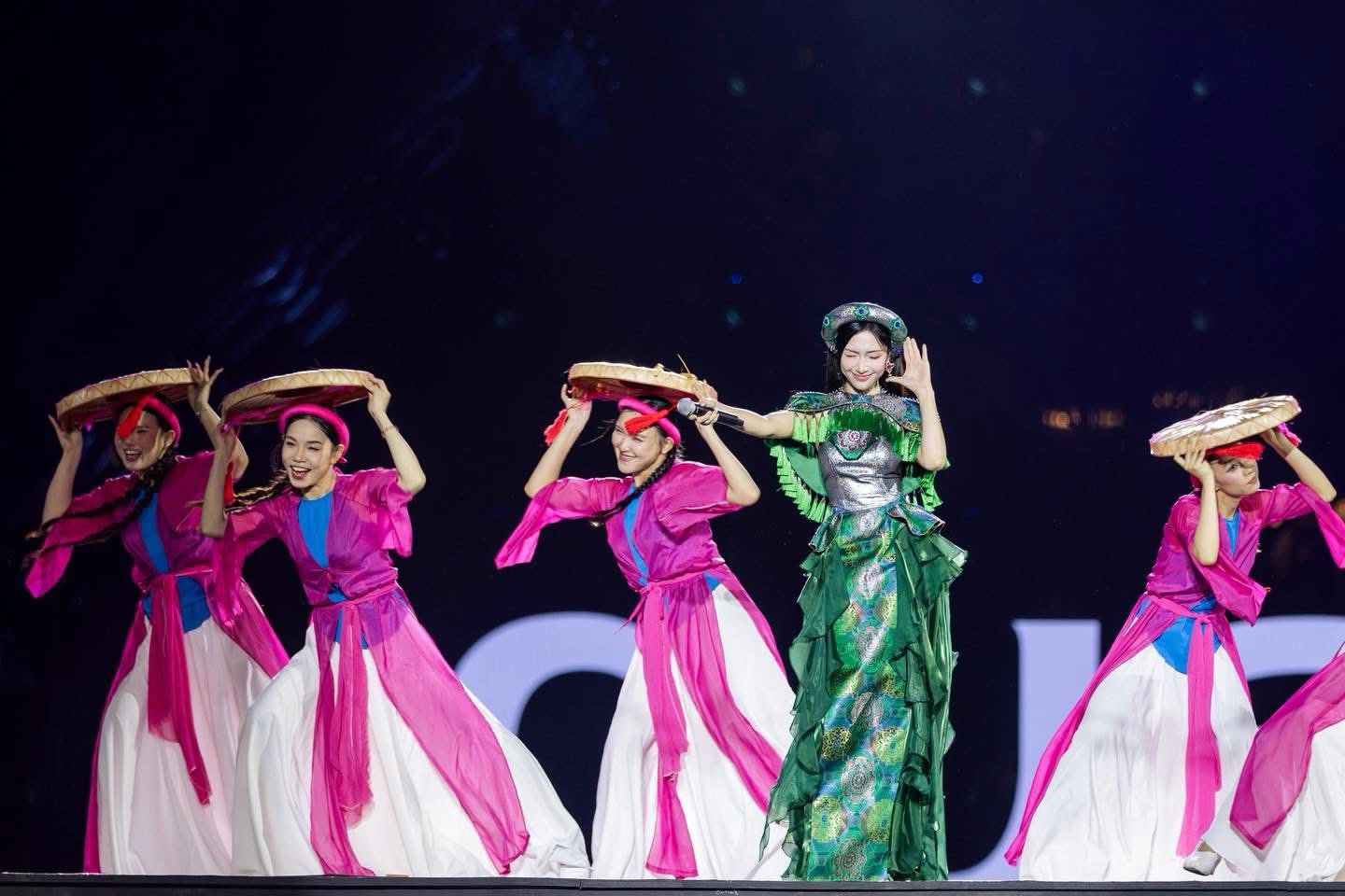 Hinh anh Đọc thêm: 15