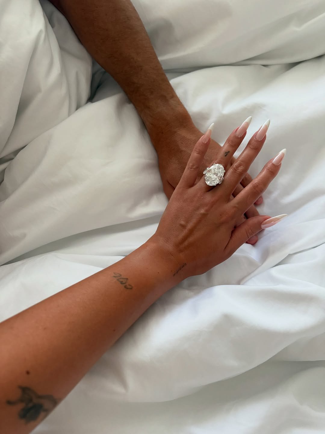 Hinh anh Nhìn lại những chiếc nhẫn đính hôn làm nên biểu tượng 4