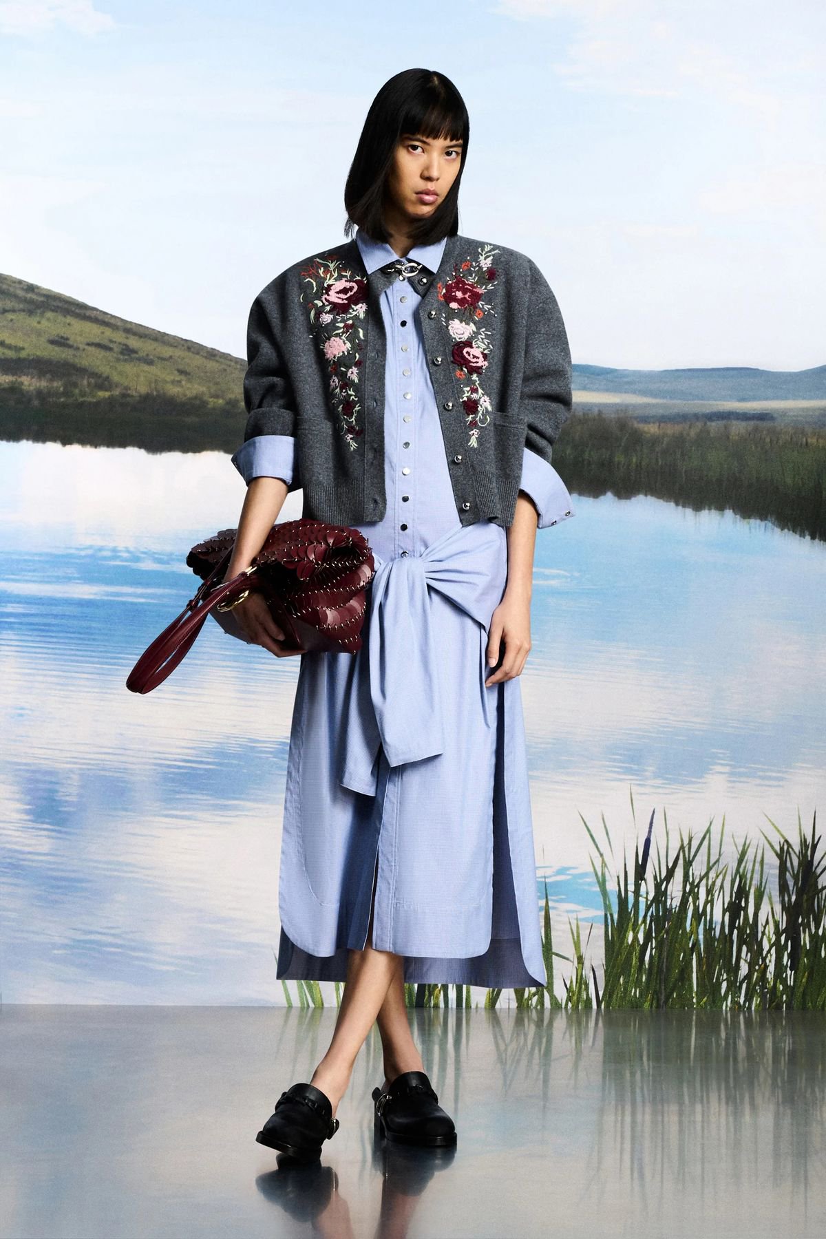 Hinh anh Để cardigan làm nhân vật chính 3