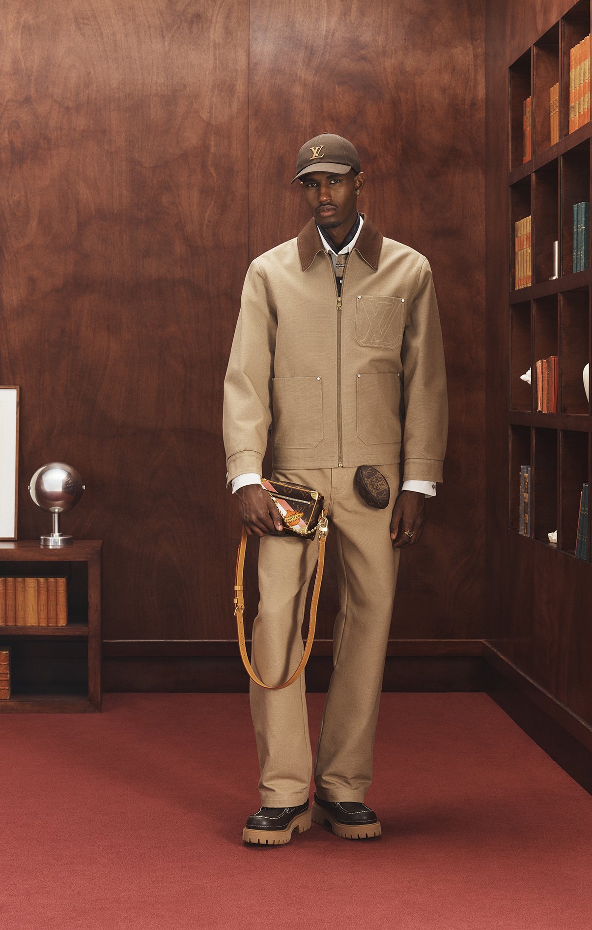 Hinh anh Pharrell Williams đưa thời trang Ivy League bước vào kỷ nguyên mới cùng Louis Vuitton 21