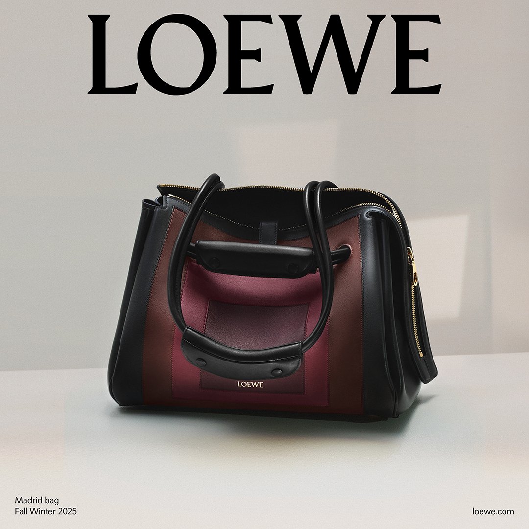 Hinh anh LOEWE Thu Đông 2025: Lời tri ân từ Jonathan Anderson 4
