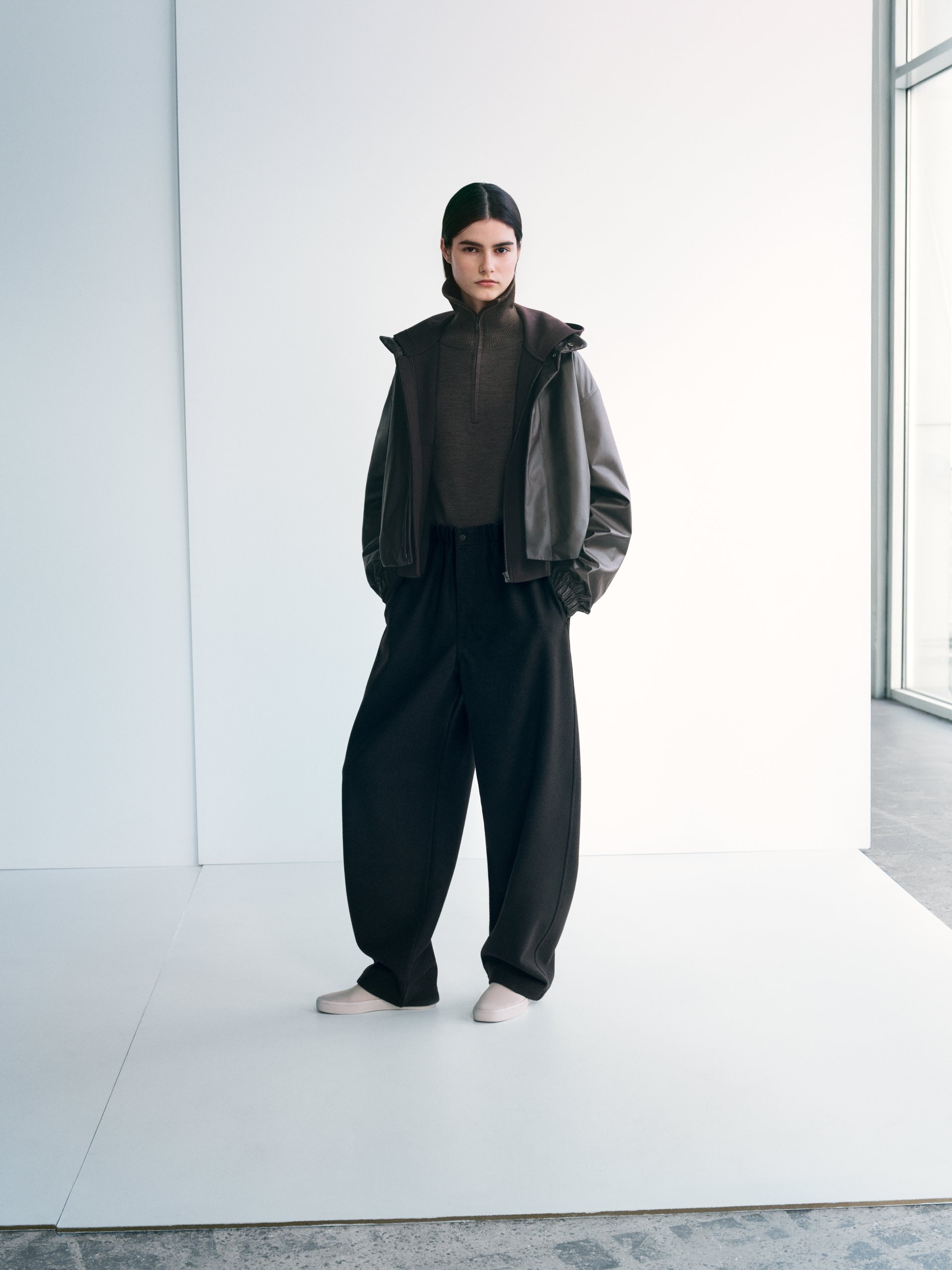 Hinh anh Uniqlo U Thu/Đông 2025 “Future Layers”: Chiến lược chinh phục tủ đồ đa nhiệm 10