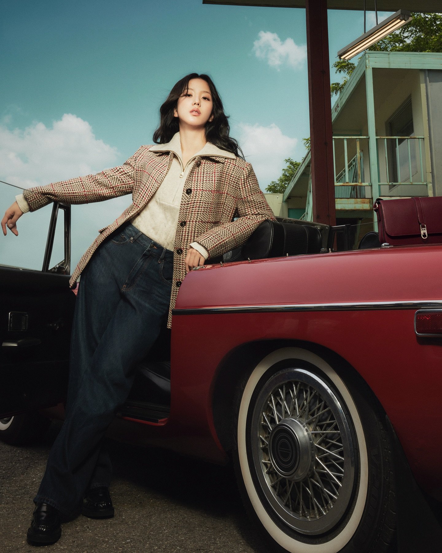 Hinh anh Jisoo và Tommy Hilfiger viết tiếp di sản Preppy với chiến dịch Thu 2025 1