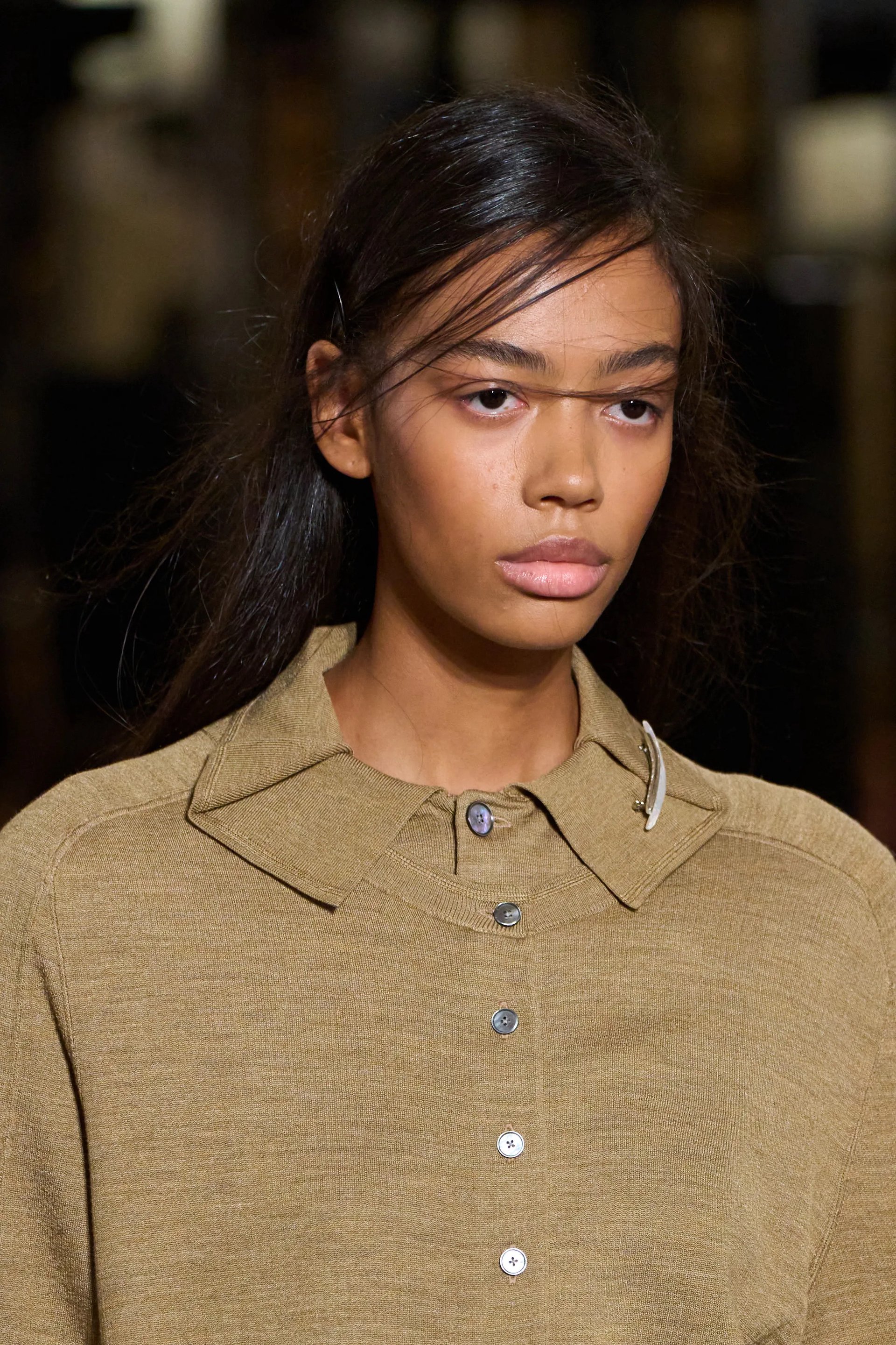 Hinh anh Tuyên ngôn sắc màu và sự kỳ quặc có kiểm soát 8