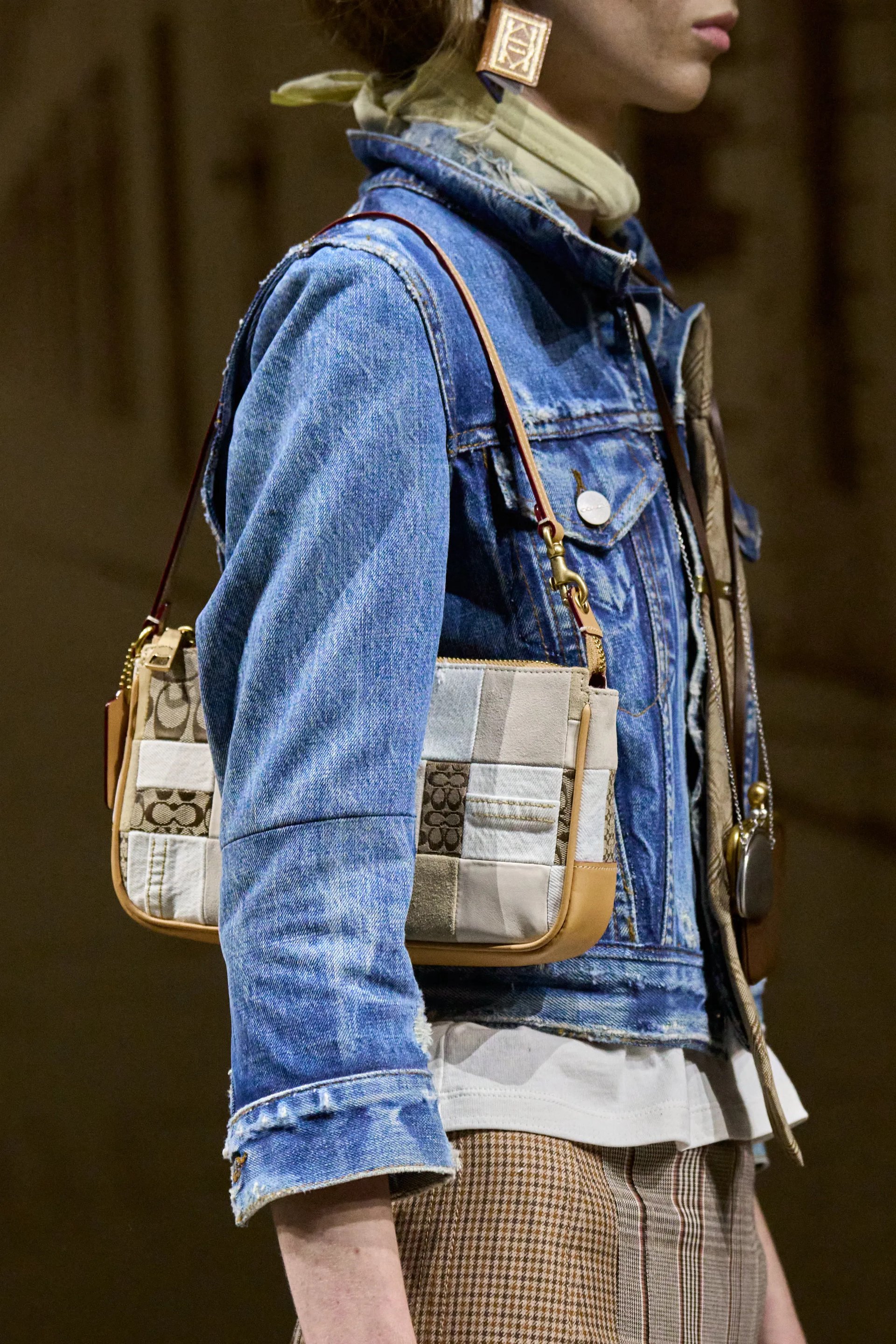 Hinh anh “It’s a new dawn, it’s a new day, it’s a new life…” và cũng là một chương mới cho Coach. 9