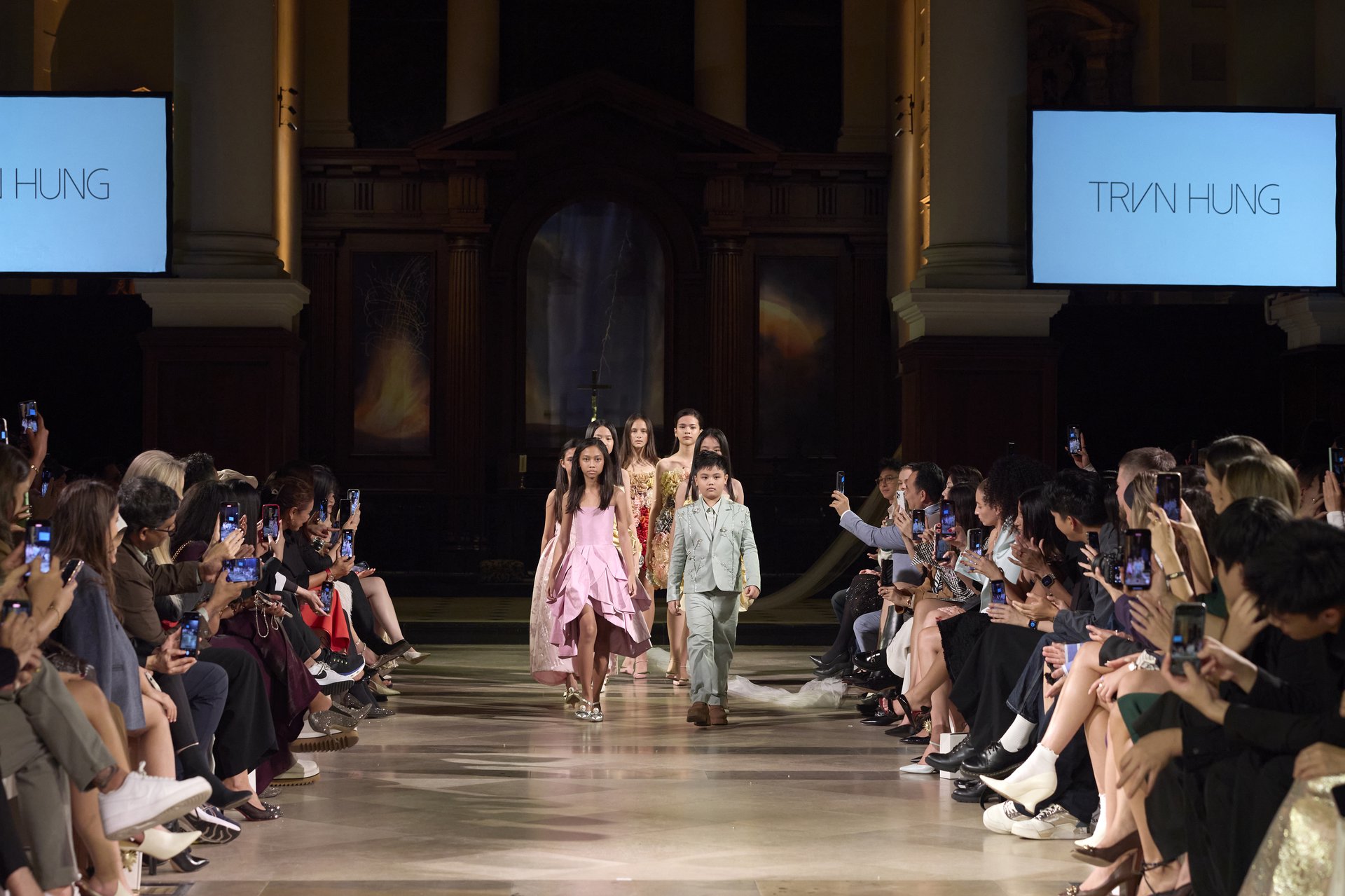 Hinh anh TRAN HUNG Spring Summer 2026: Xuân, Hạ, Thu, Đông, rồi lại Xuân 7