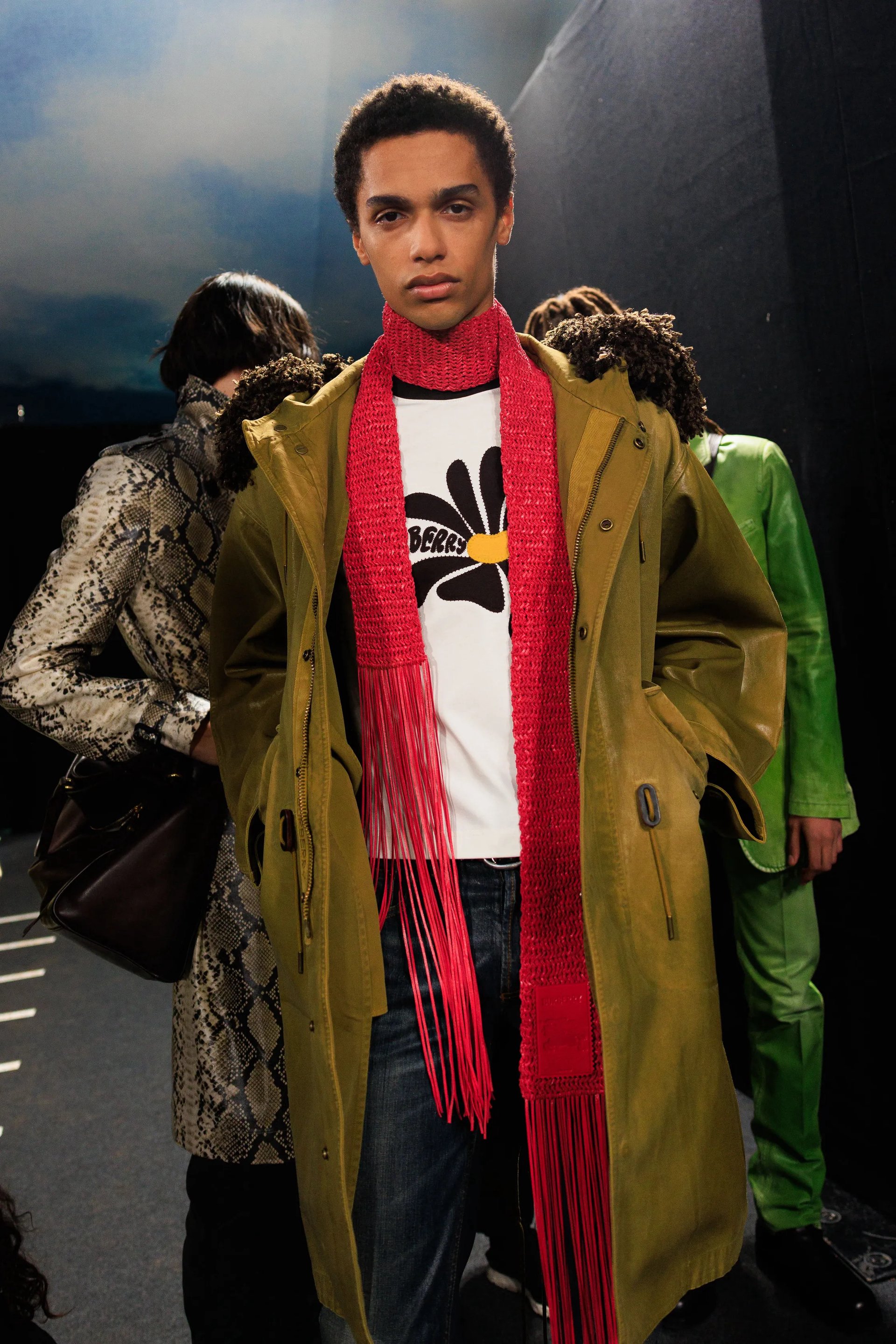 Hinh anh Từ sân khấu đến lễ hội: Burberry thiết kế cho fan và nghệ sĩ 5