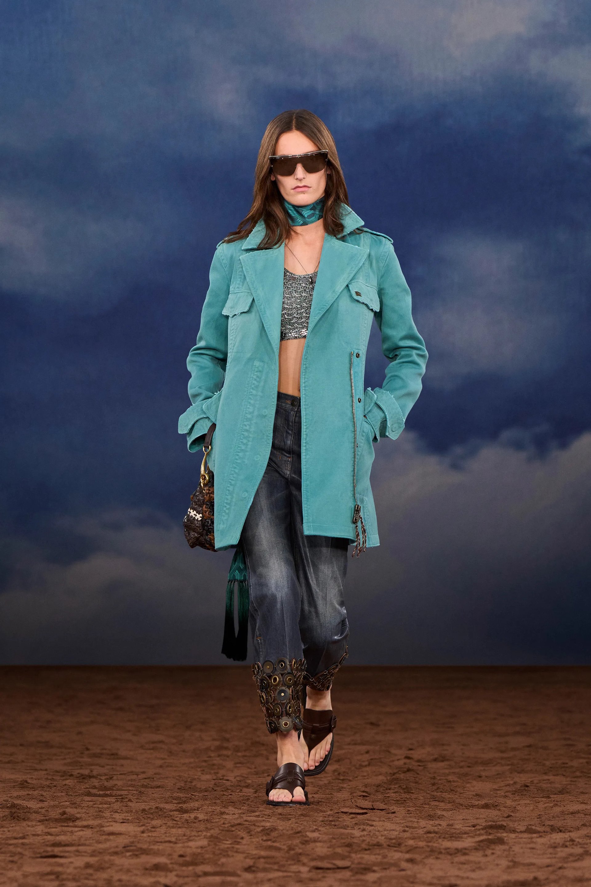 Hinh anh Từ sân khấu đến lễ hội: Burberry thiết kế cho fan và nghệ sĩ 9