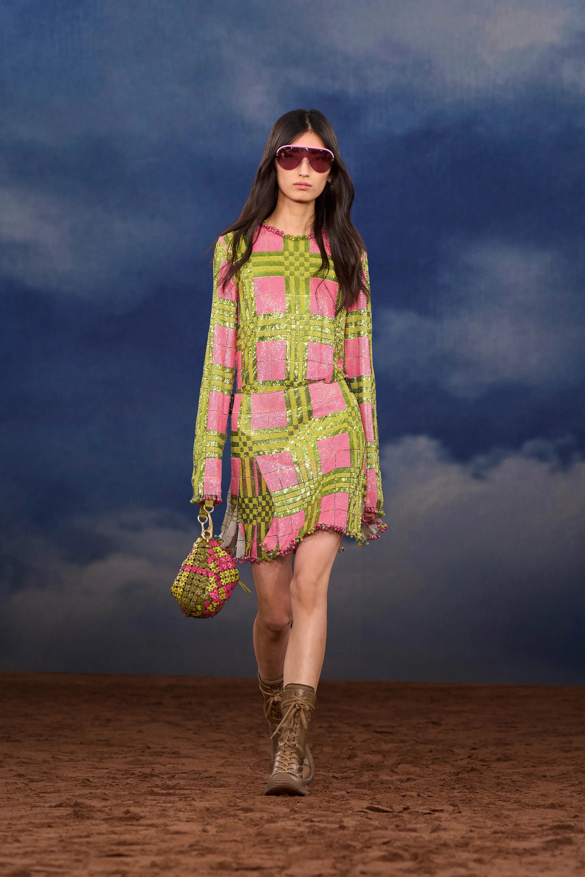 Hinh anh Từ sân khấu đến lễ hội: Burberry thiết kế cho fan và nghệ sĩ 8