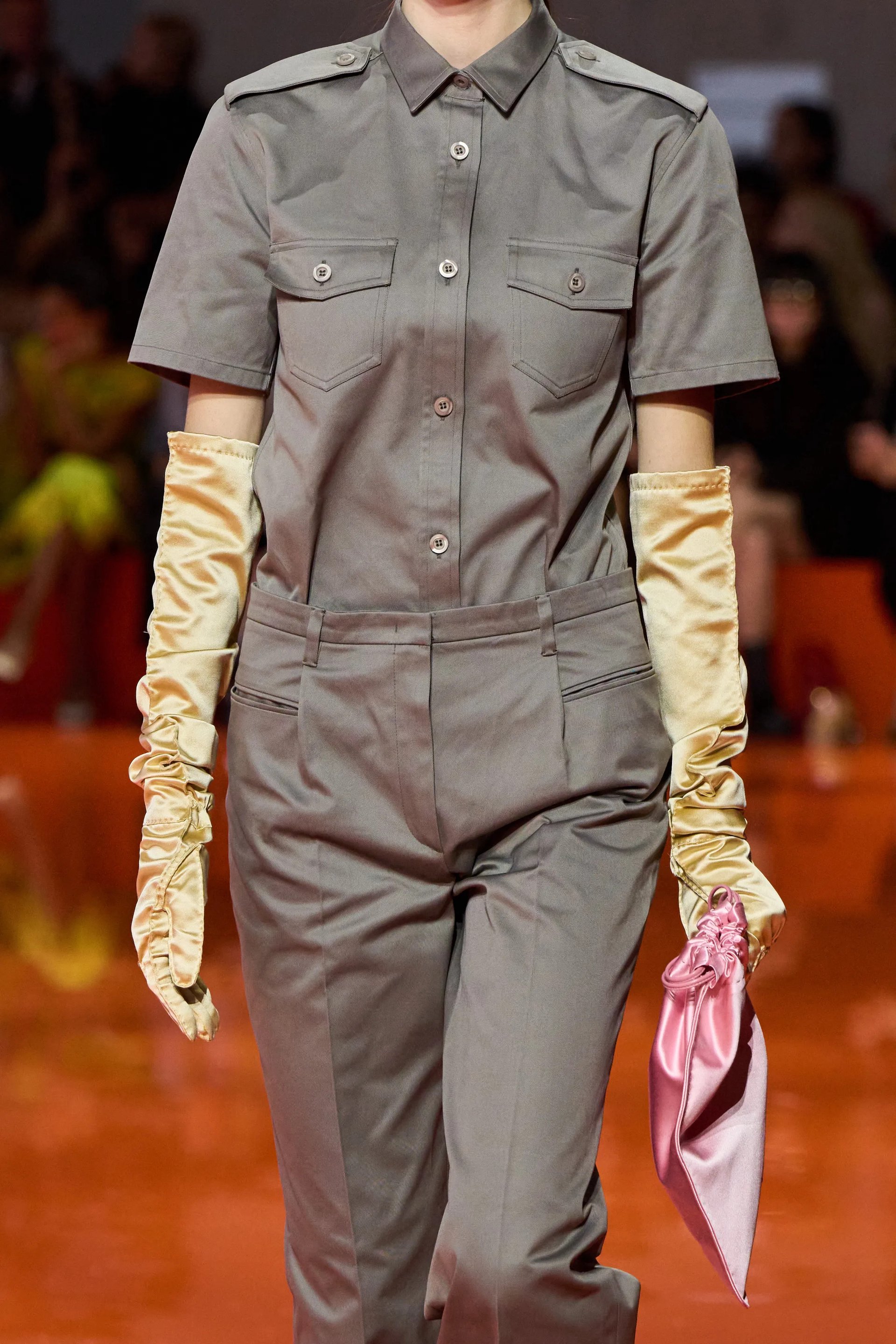 Hinh anh Uniform & workwear: Đồng phục và ký ức cá nhân 6