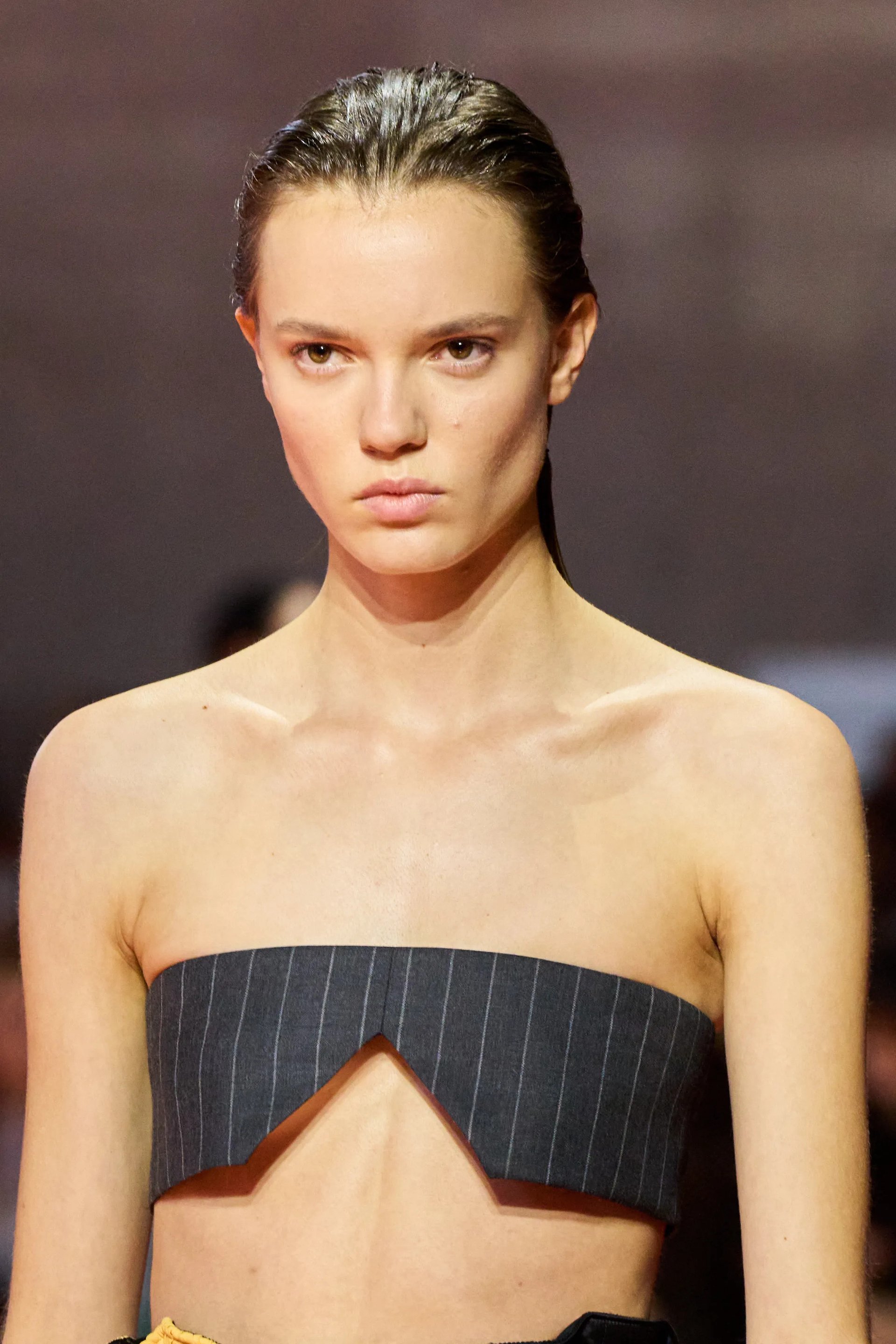 Hinh anh Những "bóng ma" áo lót 1