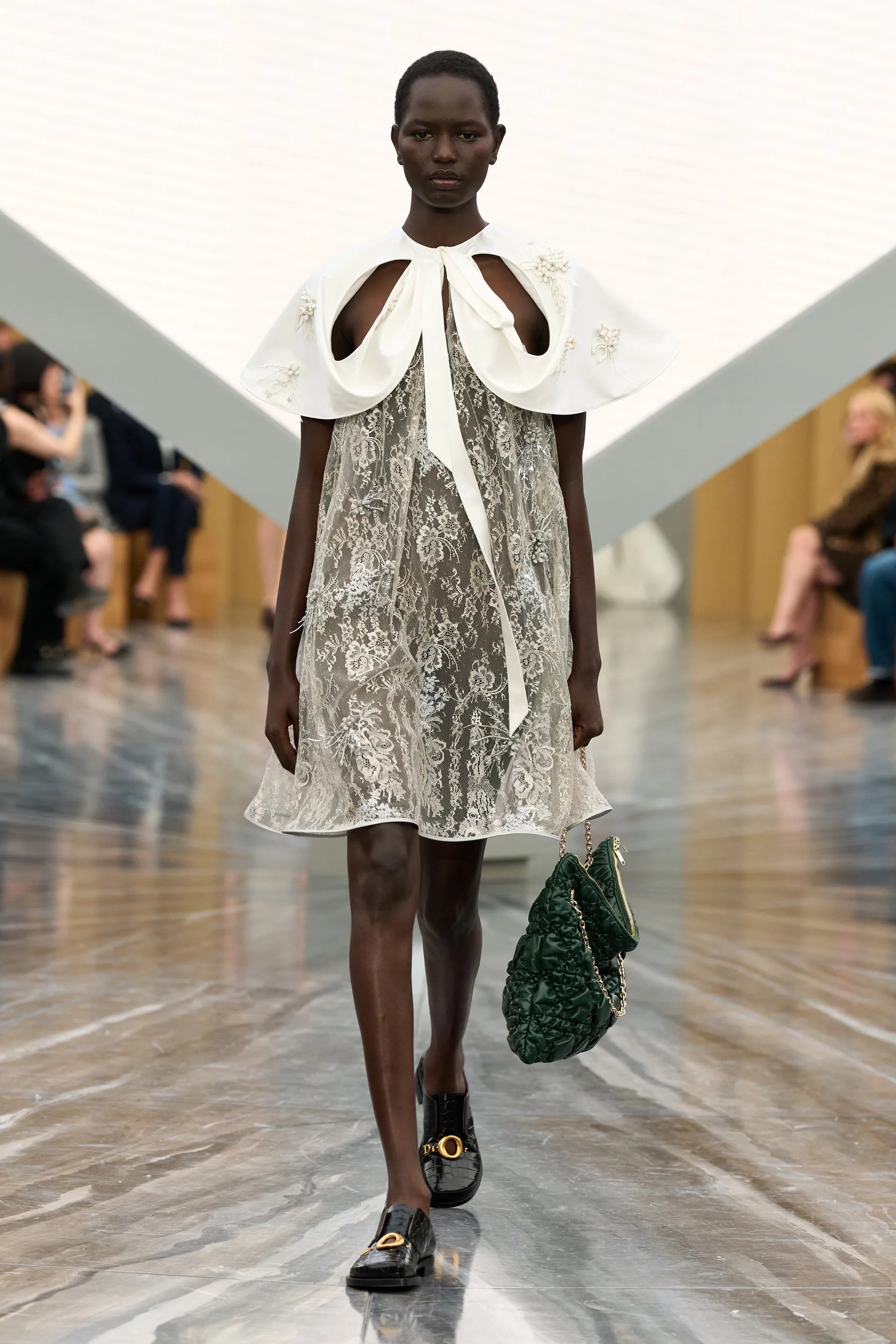 Hinh anh Bài toán di sản: tôn kính hay bóp nghẹt? 20