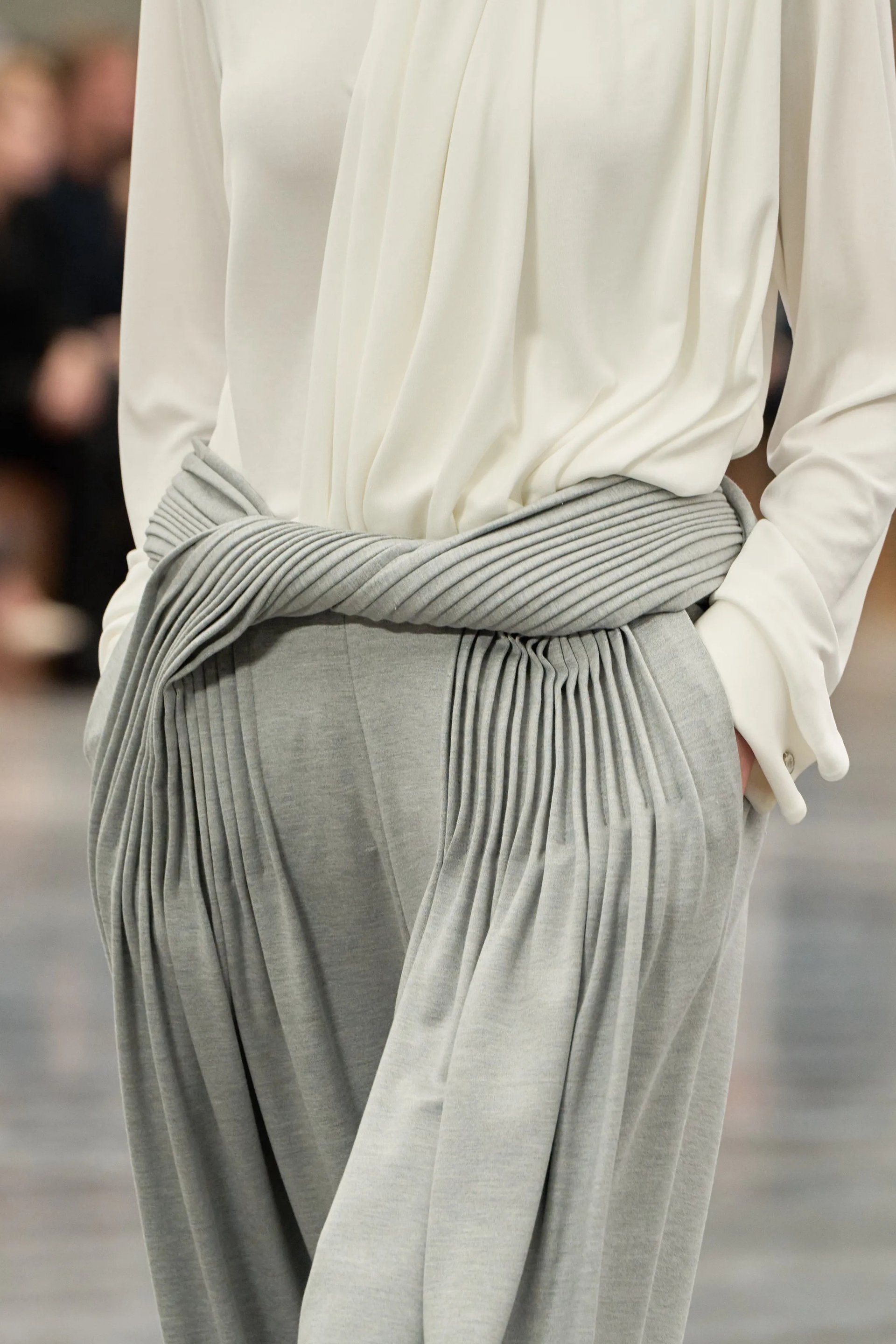 Hinh anh Từ plissé Dior cổ điển đến Anderson 1