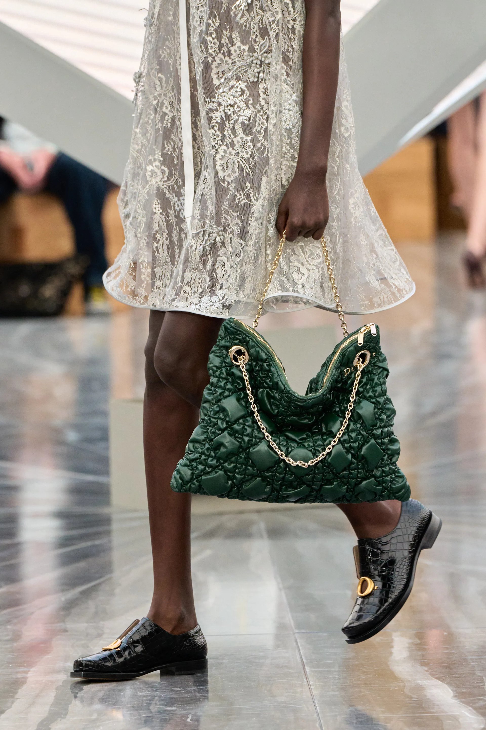 Hinh anh Phụ kiện: những ký ức được làm mềm 1