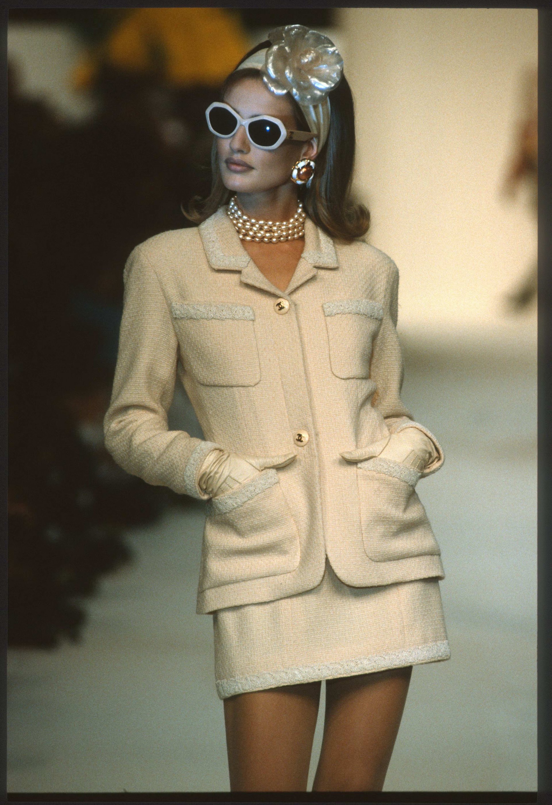 Hinh anh Chanel - nhà mốt làm đồ tweed giỏi nhất hành tinh đã sử dụng chất liệu thời thượng này như thế nào? 1