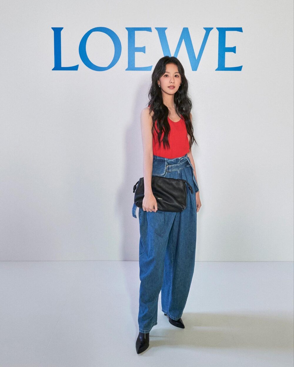 Hinh anh Dàn sao châu Á - Âu tại hàng ghế đầu 3