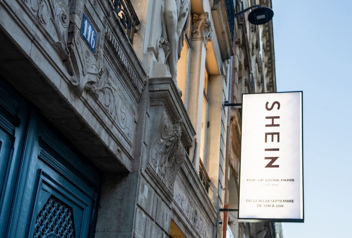 Pop-up store của Shein tại Paris