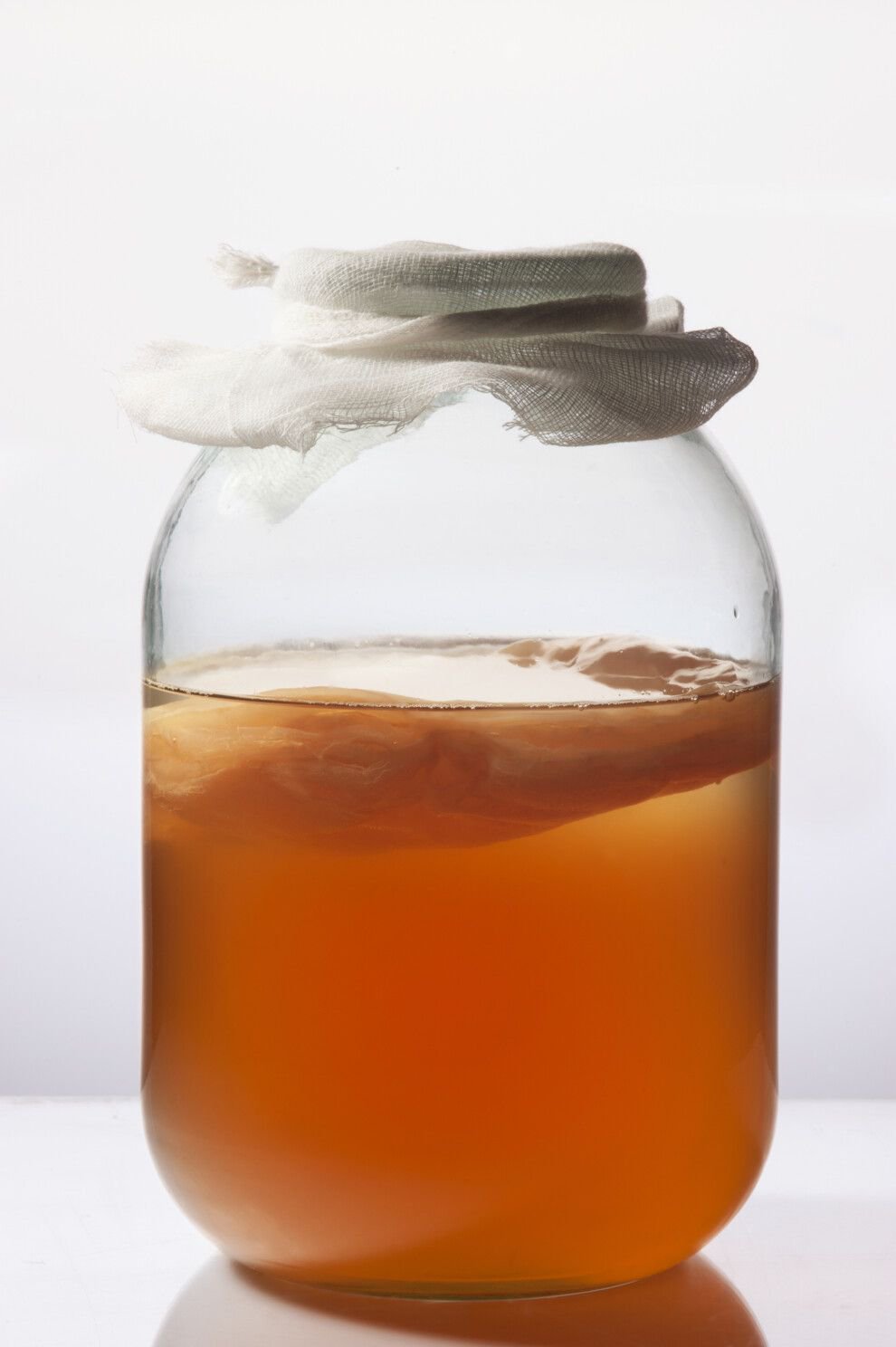 Kombucha cân bằng pH và hỗ trợ nang tóc phát triển khỏe mạnh