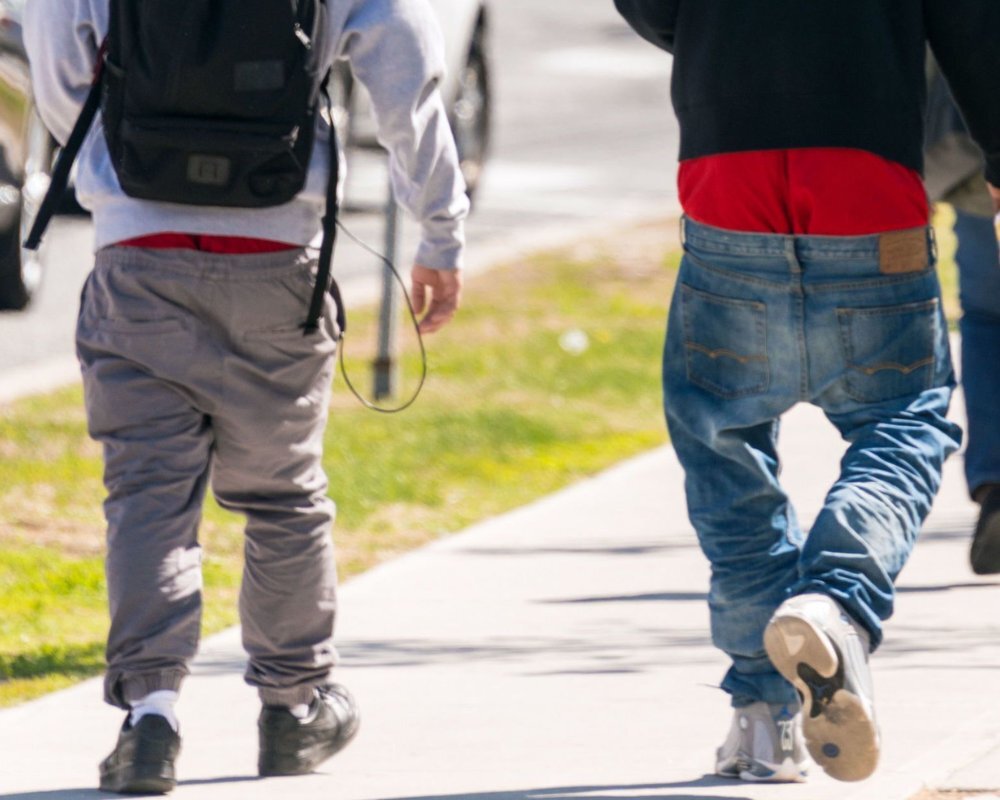 Hinh anh Sagging Pants: Dấu hiệu nhận diện của công dân đường phố 8