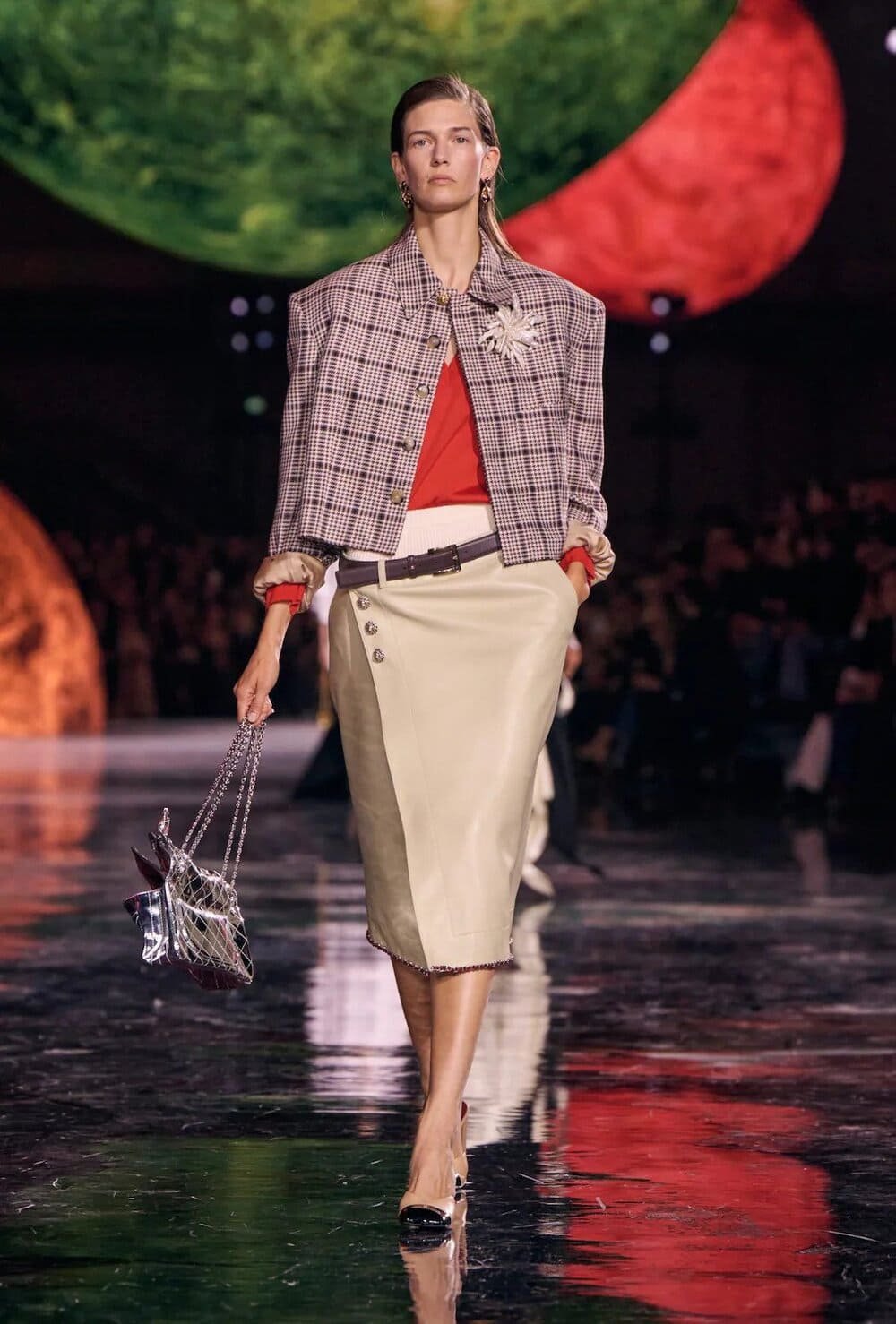 Hinh anh 9 xu hướng làm đẹp lên ngôi tại sàn diễn Xuân Hè 2026 9