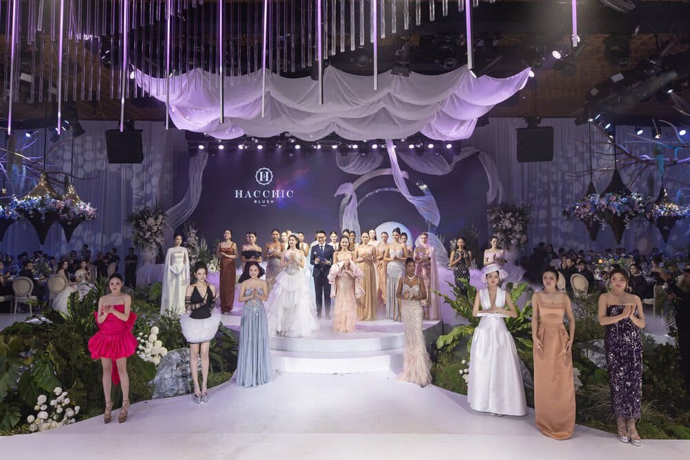 showcase “The Art of Harmony” thuộc bộ sưu tập Hacchic Couture Xuân Hè 2026