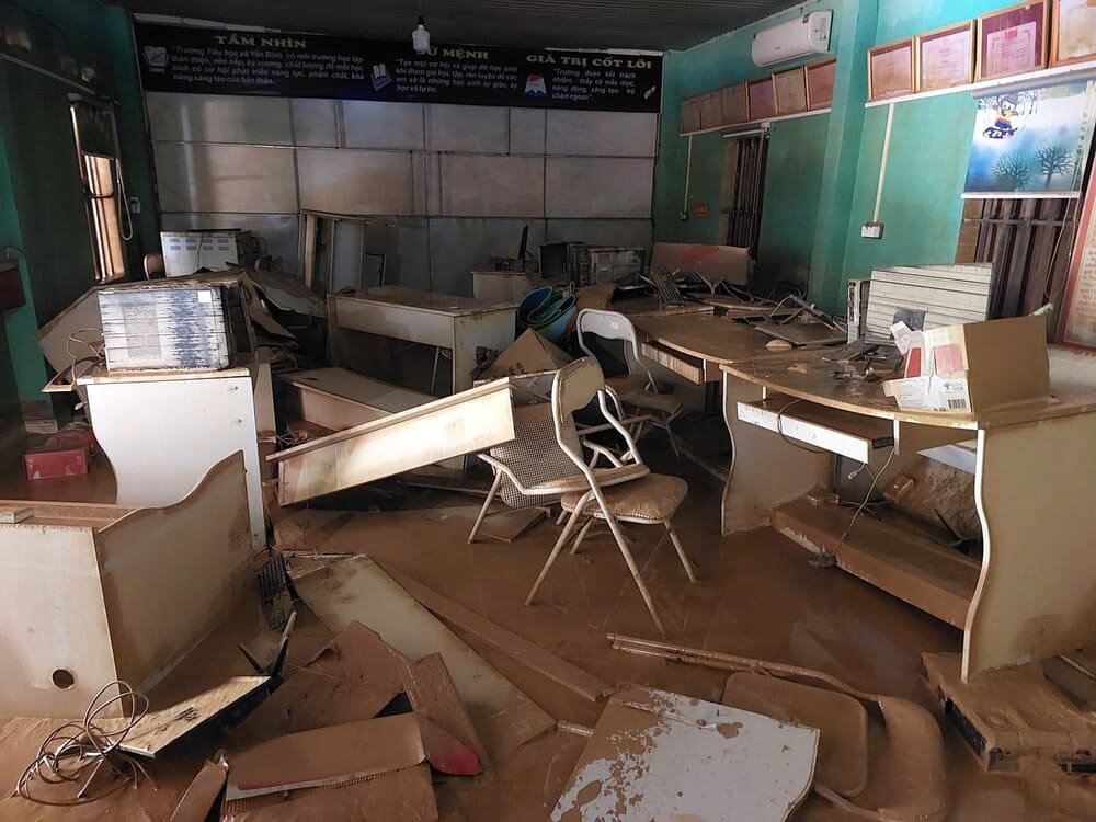 Hinh anh UNIQLO Việt Nam chung tay khắc phục hậu quả bão lũ với đóng góp 1 tỷ đồng cùng hơn 3.400 sản phẩm từ chương trình RE.UNIQLO, 5