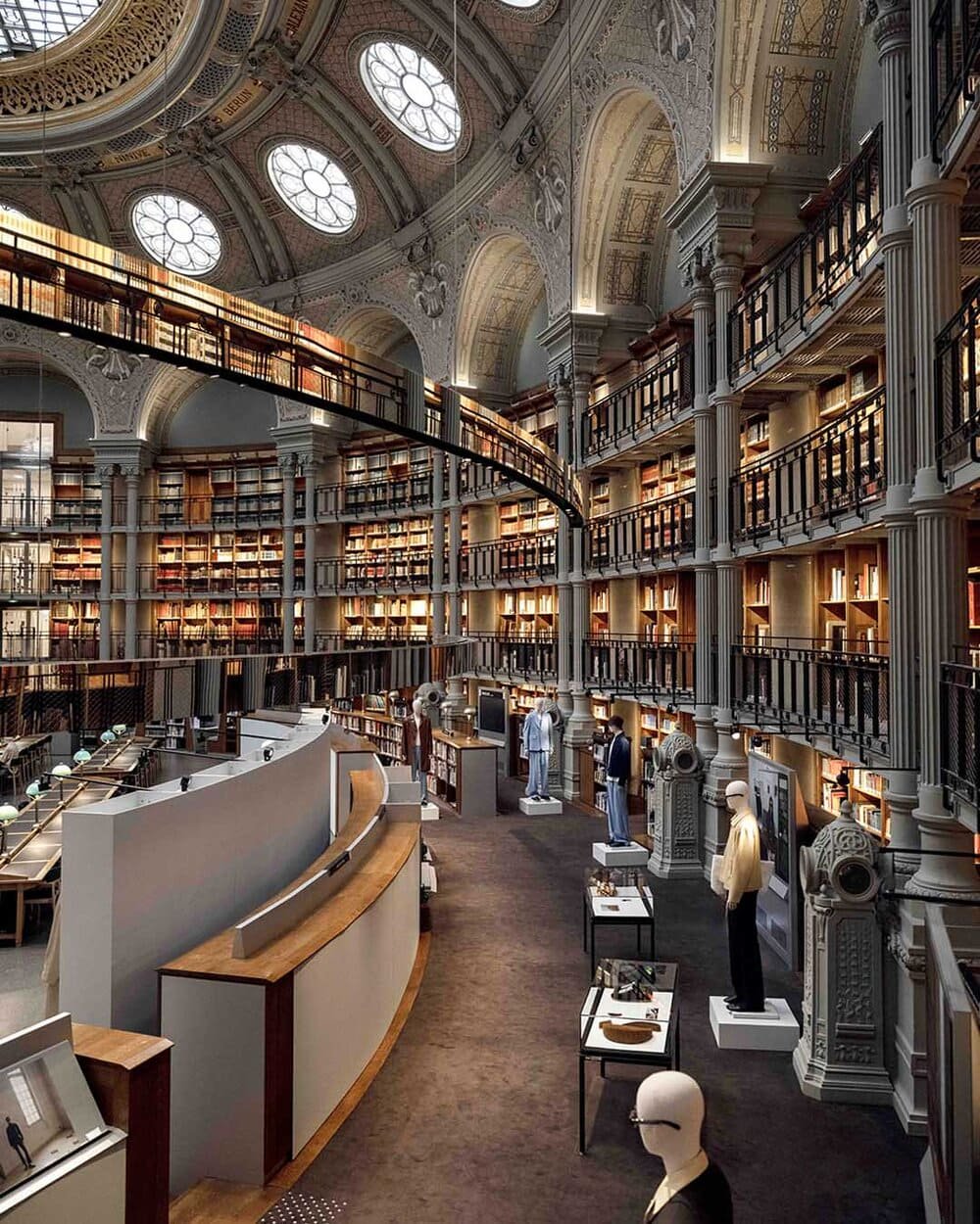 Bộ sưu tập SANDRO Xuân Hè 2026