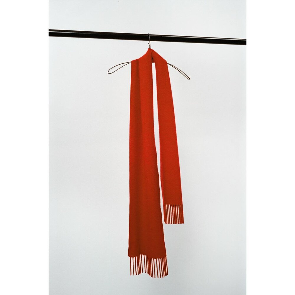 Hinh anh Bí mật thành công của thương hiệu nói không với camera - The Row 5