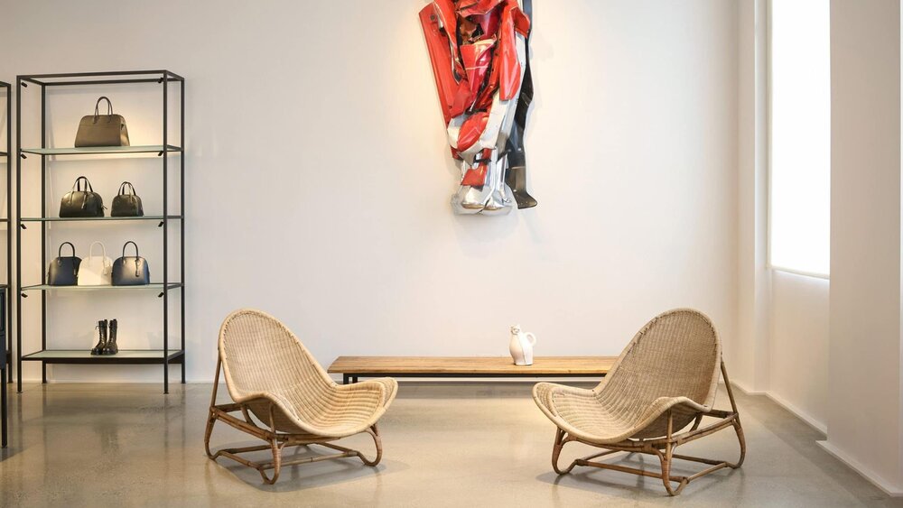 Hinh anh Thương hiệu có thể truyền cảm hứng cho vài xu hướng, nhưng bản thân nó thì vượt thời gian”. 11