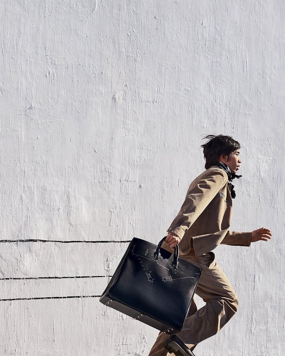 Hinh anh Một trong những giấc mơ của tôi là được làm việc với thương hiệu chuyên về may đo, vì đó là cốt lõi trong những gì tôi đang theo đuổi. Có thể là một thương hiệu như Hermès, hoặc thậm chí là một nhà may trên phố Savile Row. 3