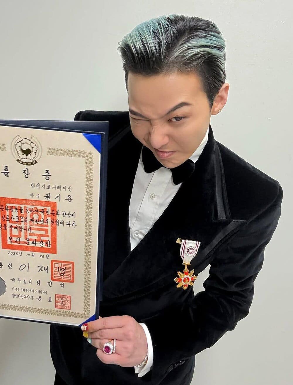 Hinh anh G-DRAGON làm nên lịch sử tại “Korea Popular Culture & Arts Awards 2025” 2