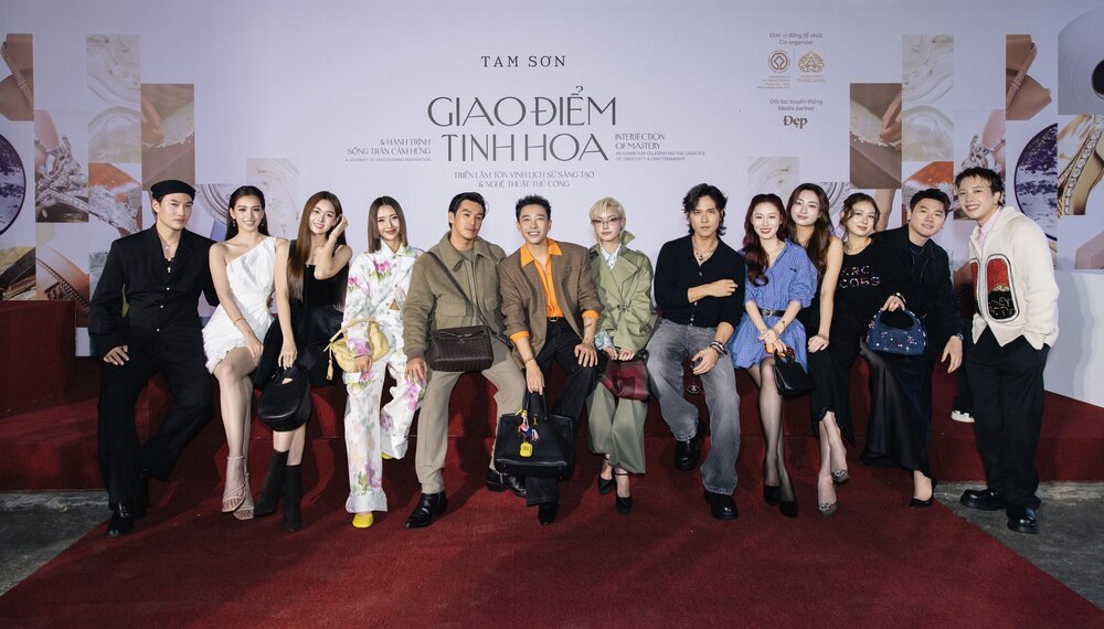 Hinh anh Nghệ sĩ lan tỏa tinh thần Tam Sơn tại triển lãm “Giao điểm tinh hoa” 1