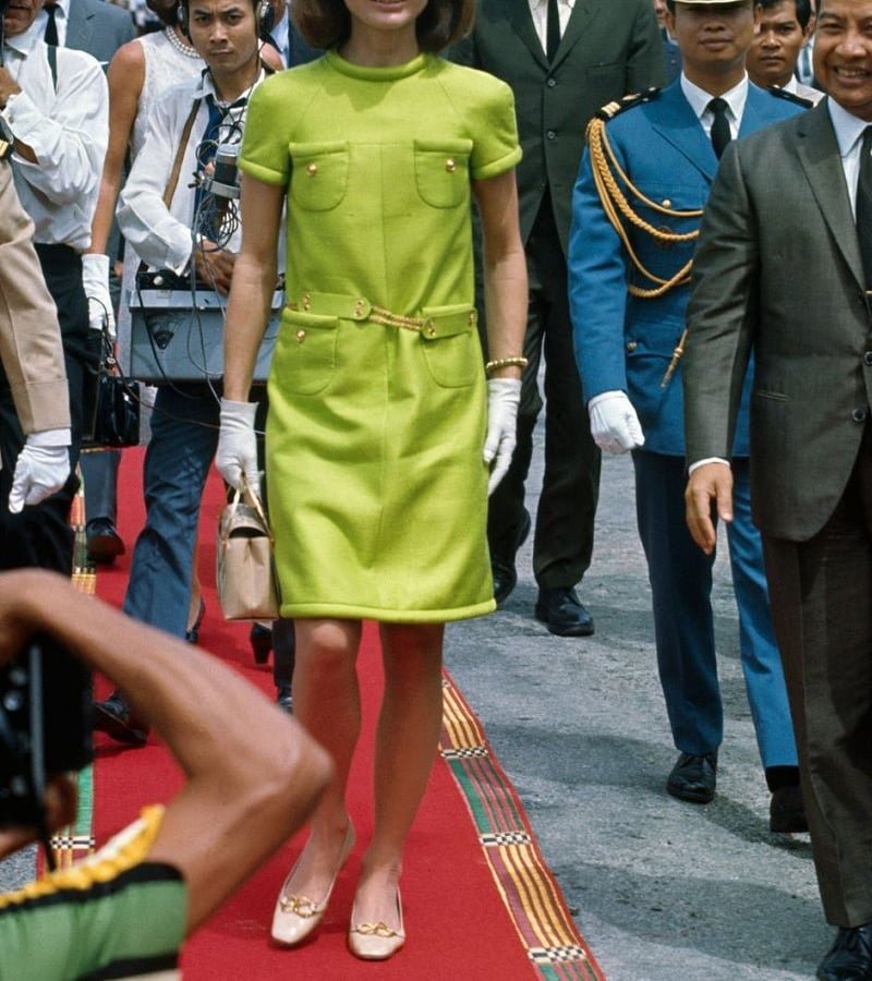 Hinh anh Khám phá lịch sử thời trang: Vì sao quần áo nữ ít túi? 13