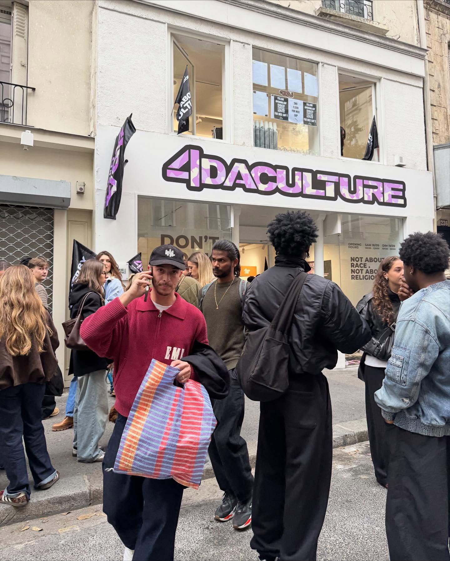 Hinh anh SR News: Điểm tin thời trang và làm đẹp Việt 30/10 20